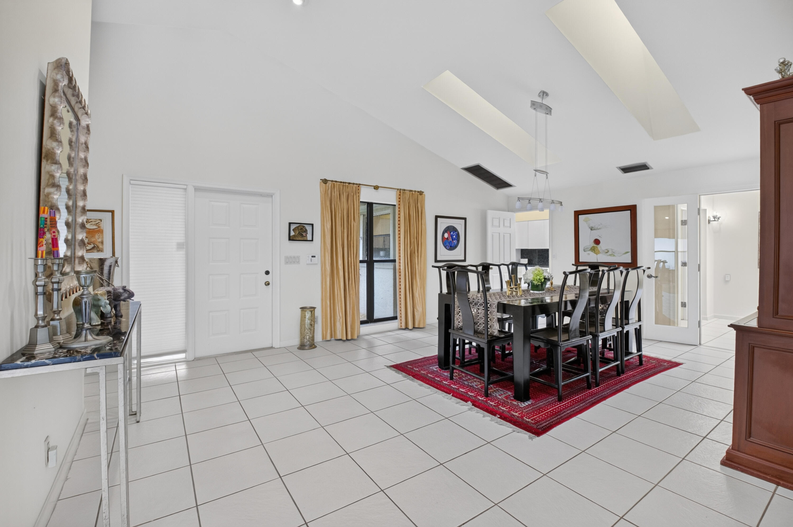 19380 Cedar Glen Drive Property Photo 7