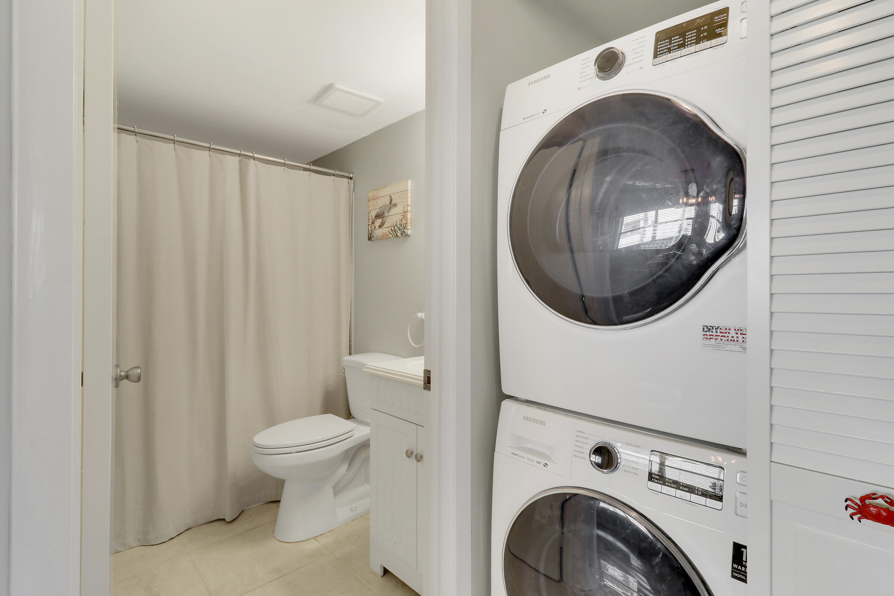 7420 S Ocean Drive 211 Property Photo 17