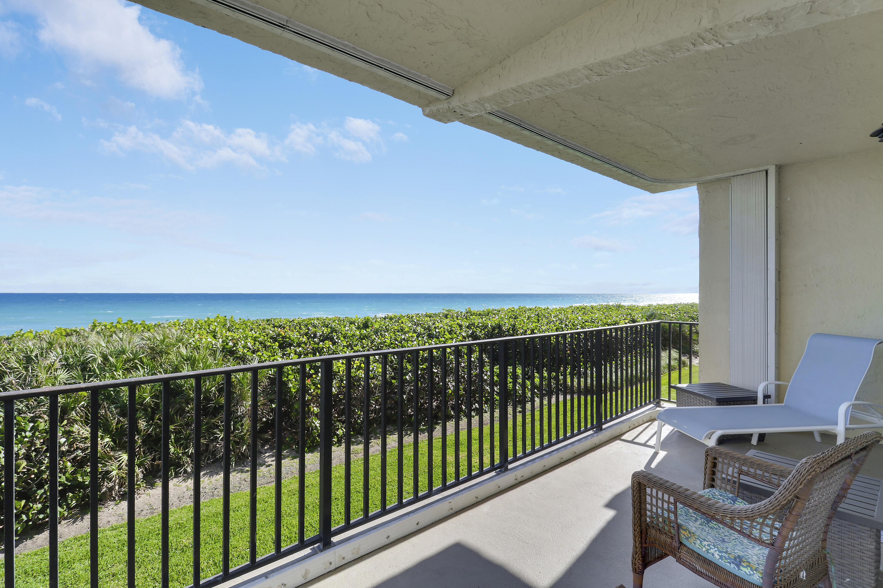7420 S Ocean Drive 211 Property Photo 18