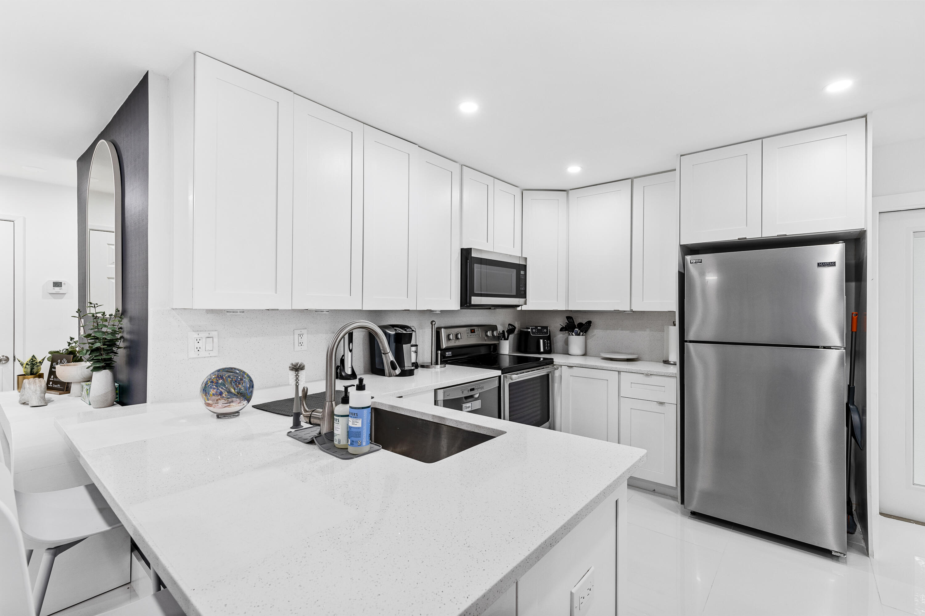 1621 Ne 1st Avenue Property Photo 5