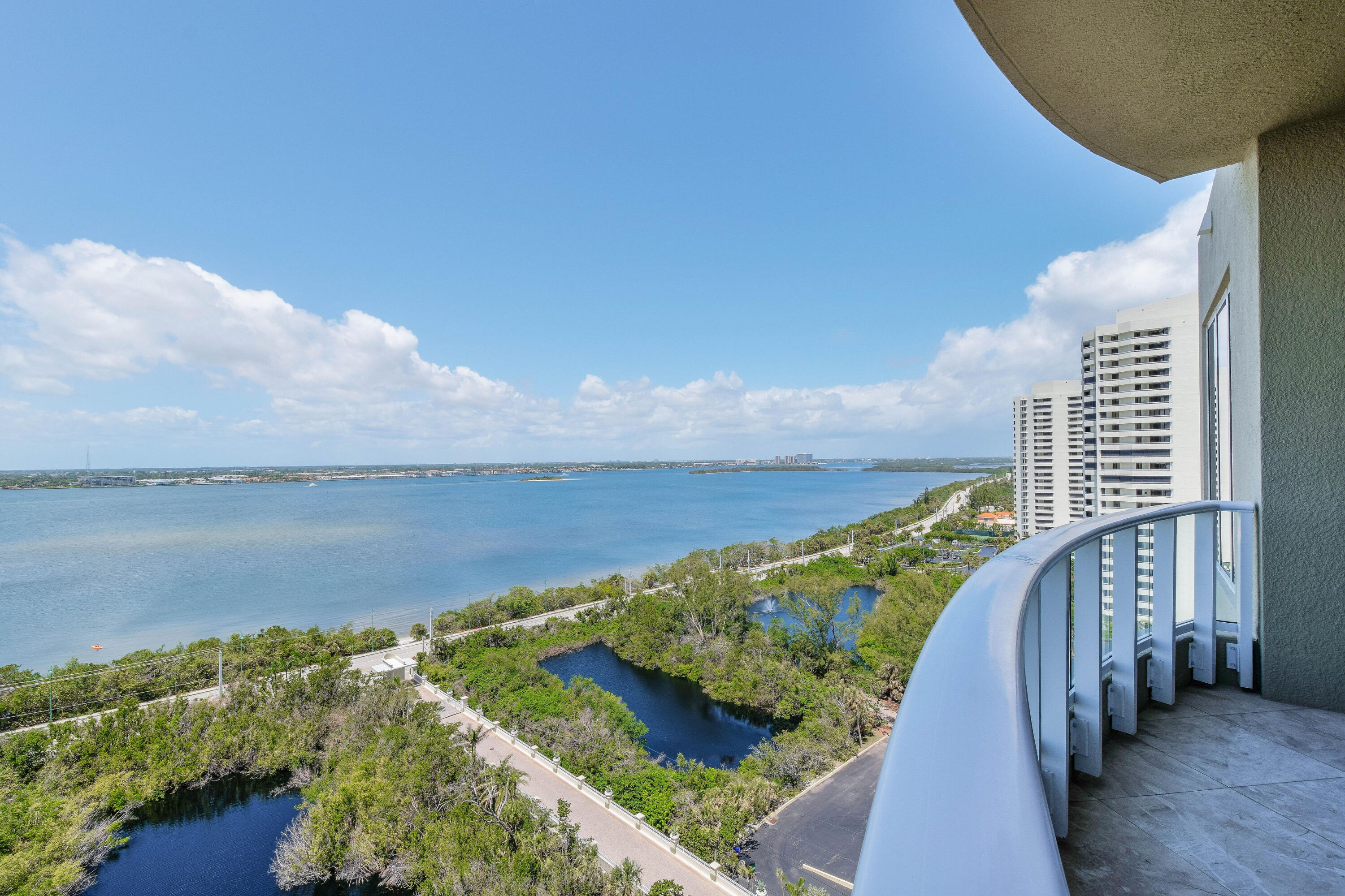 5050 N Ocean Drive 1503 Property Photo 18
