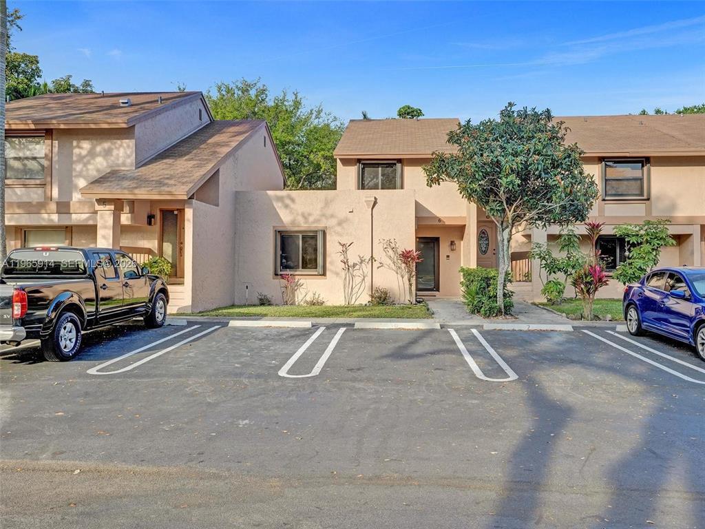 6 Chestnut Circle Property Photo 3