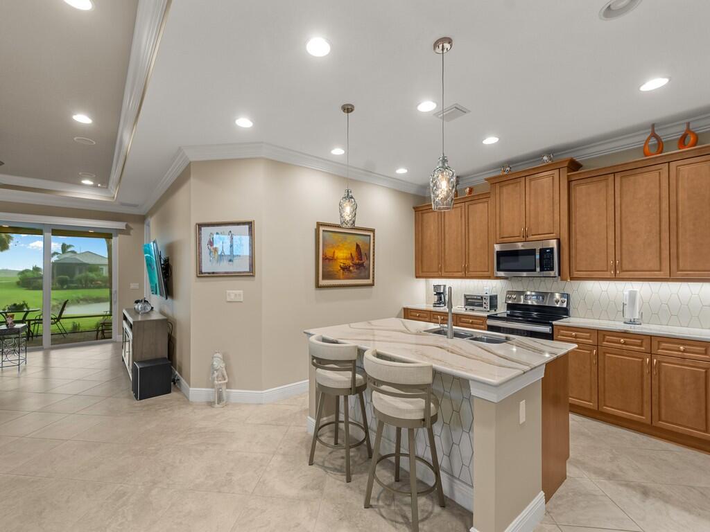 24032 Sw Firenze Way Property Photo 9