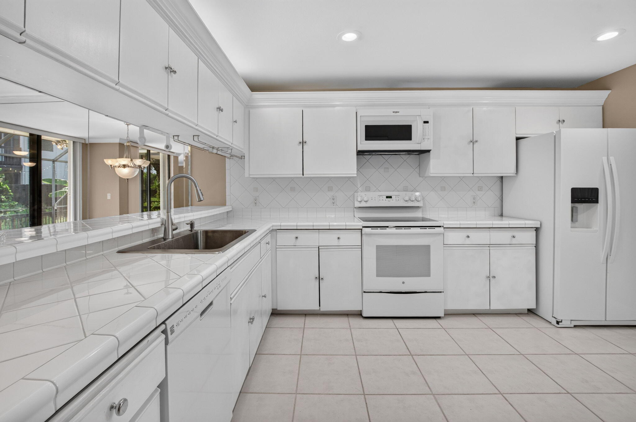 5726 Fox Hollow Drive G Property Photo 6