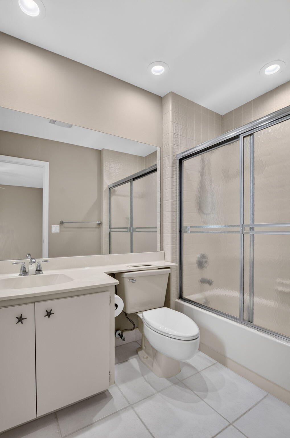 5726 Fox Hollow Drive G Property Photo 8