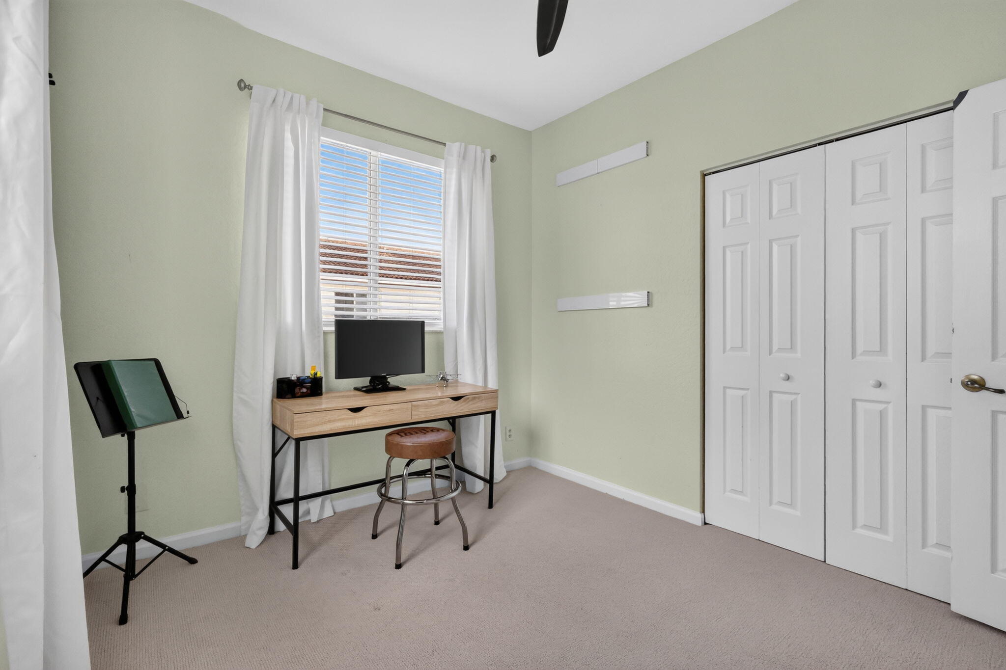 2899 S Greenleaf Circle Property Photo 28