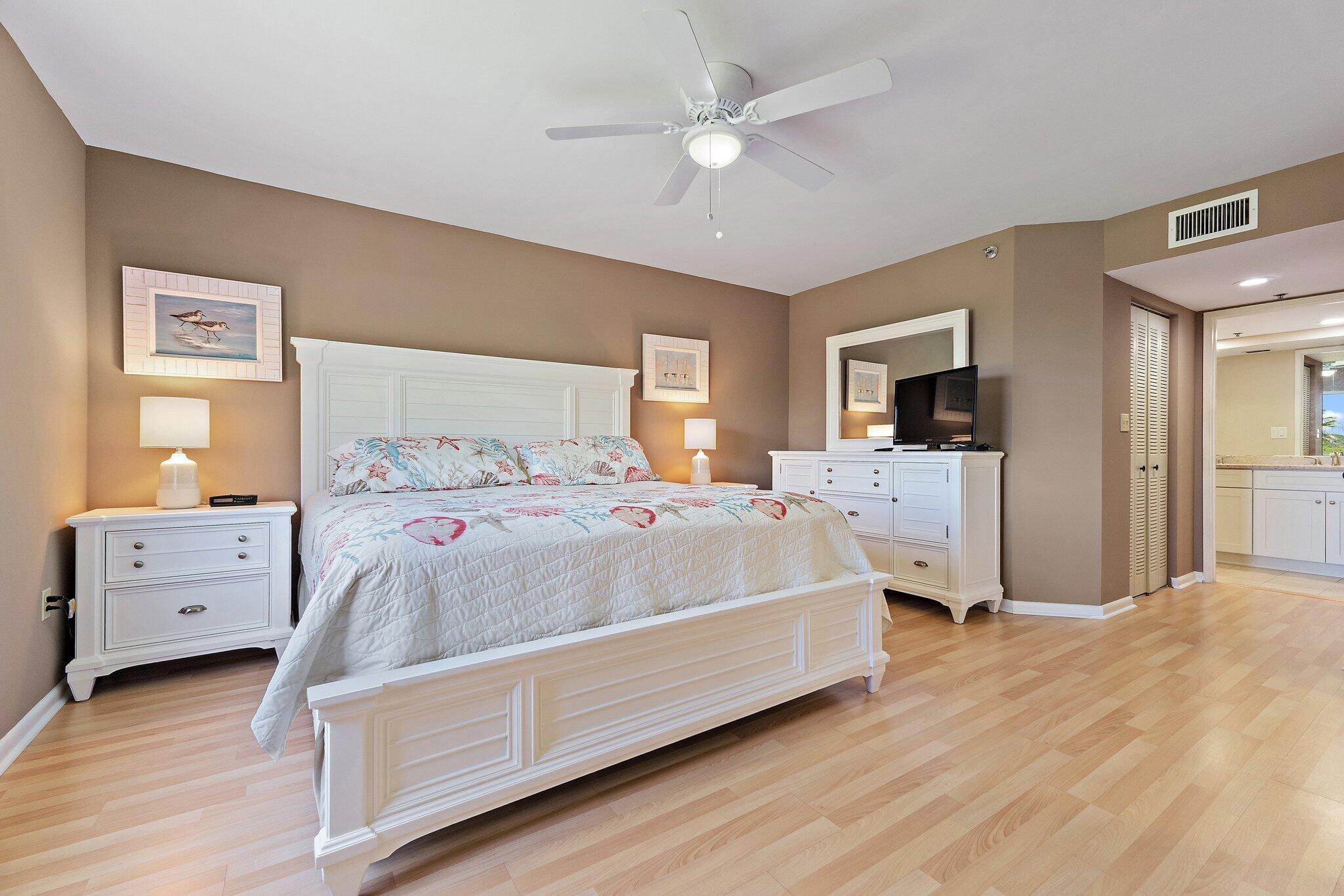 275 Palm Avenue C302 Property Photo 23