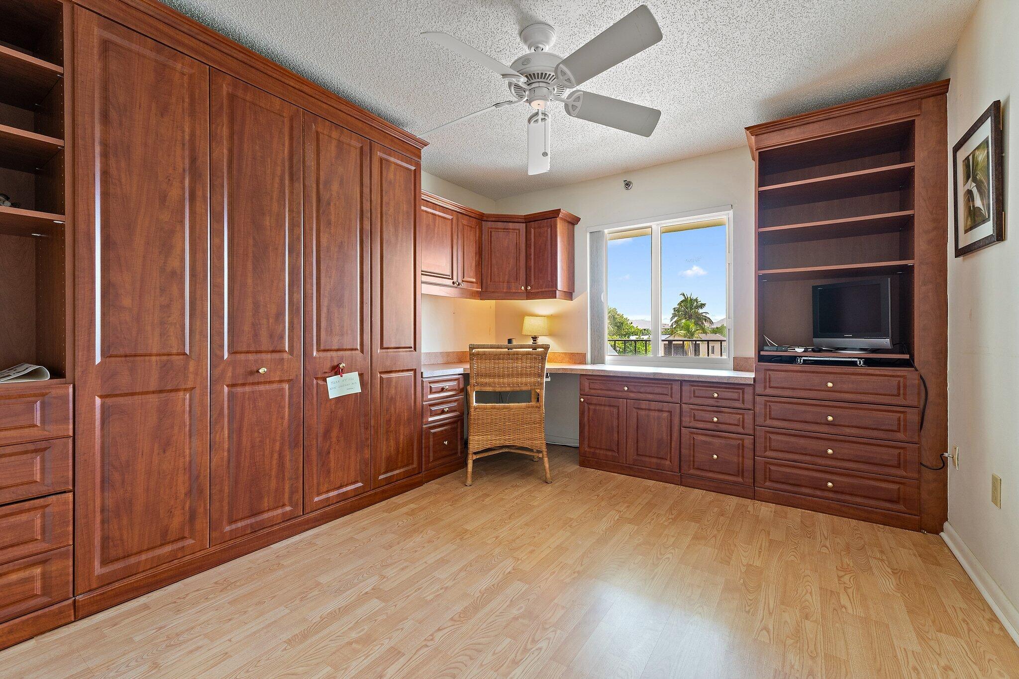275 Palm Avenue C302 Property Photo 27