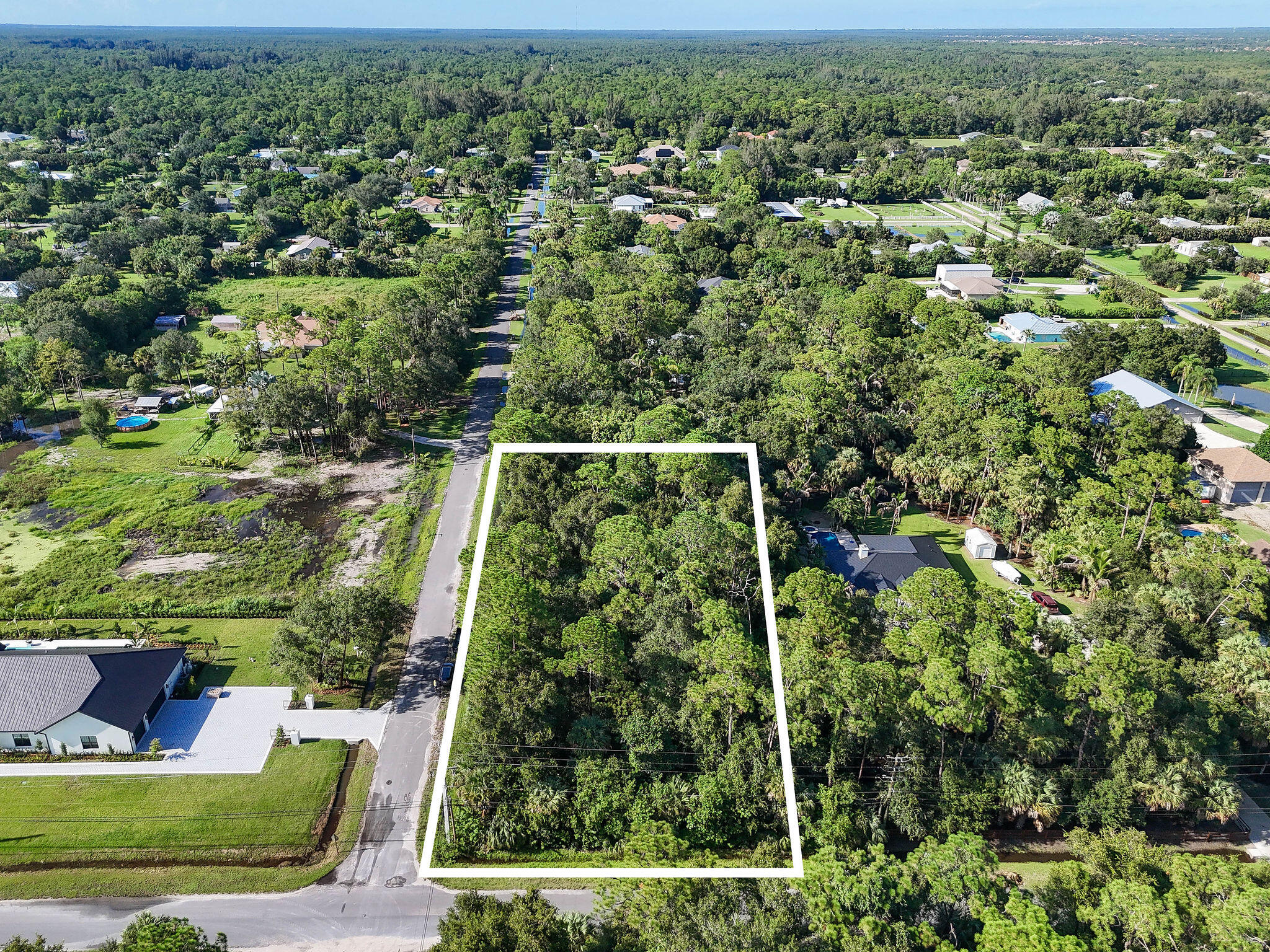9475 Sandy Run Road Property Photo 1