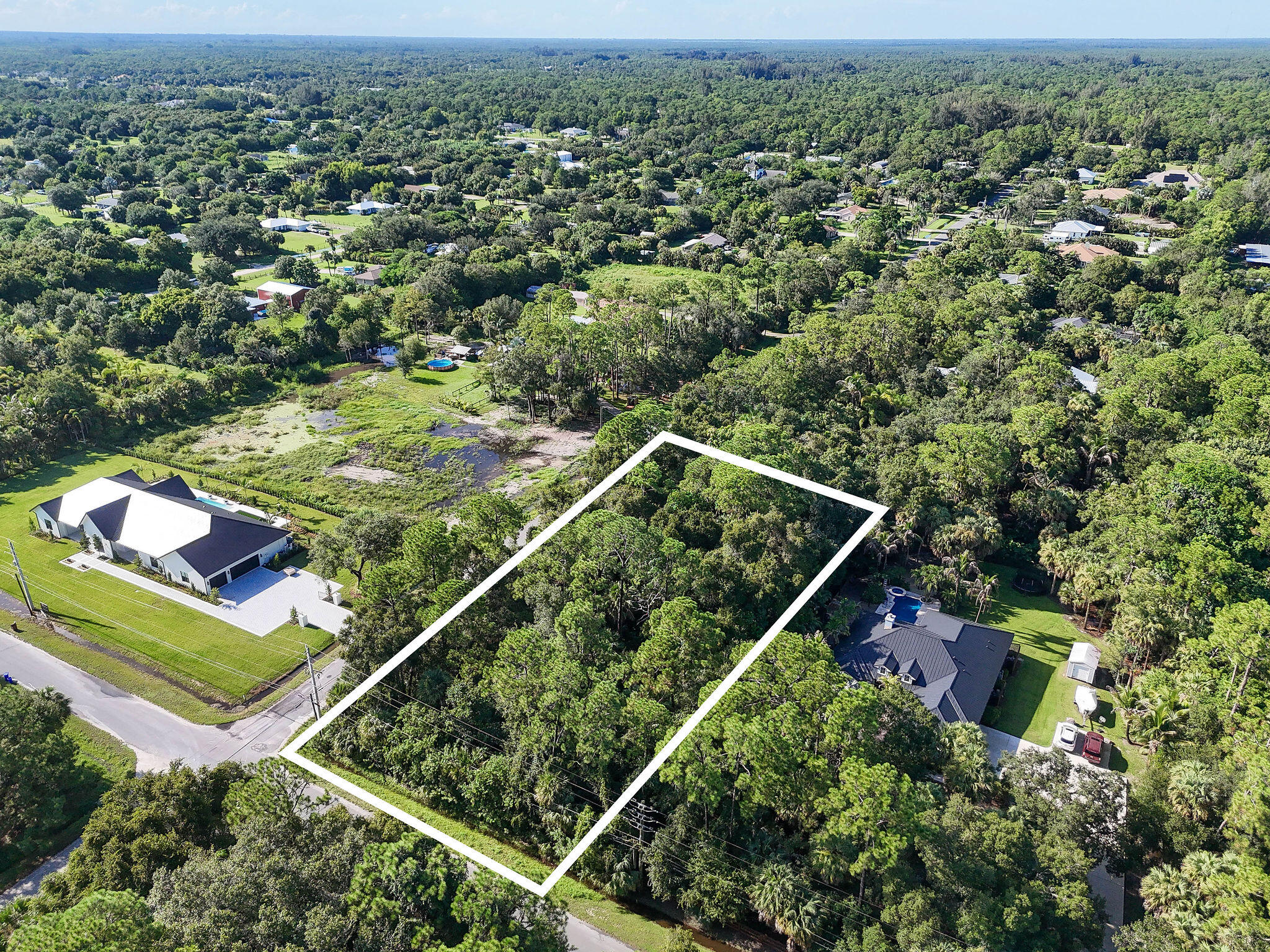 9475 Sandy Run Road Property Photo 2