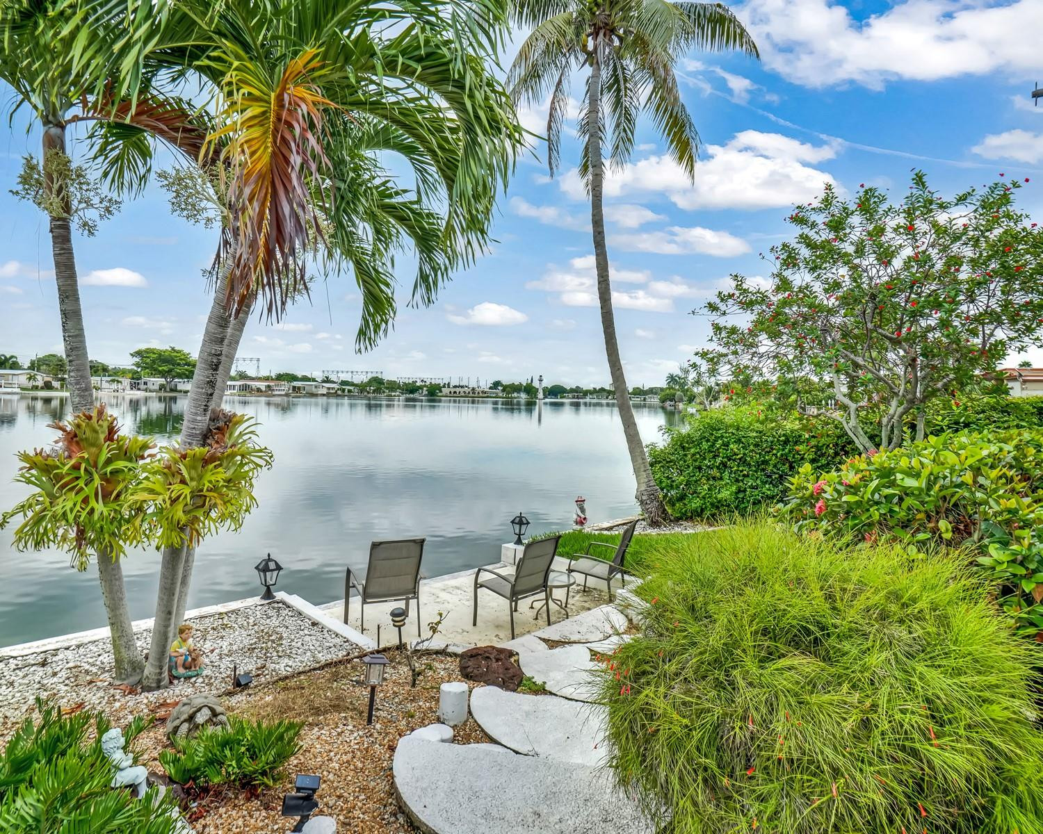 3055 Lakeshore Drive Property Photo 45