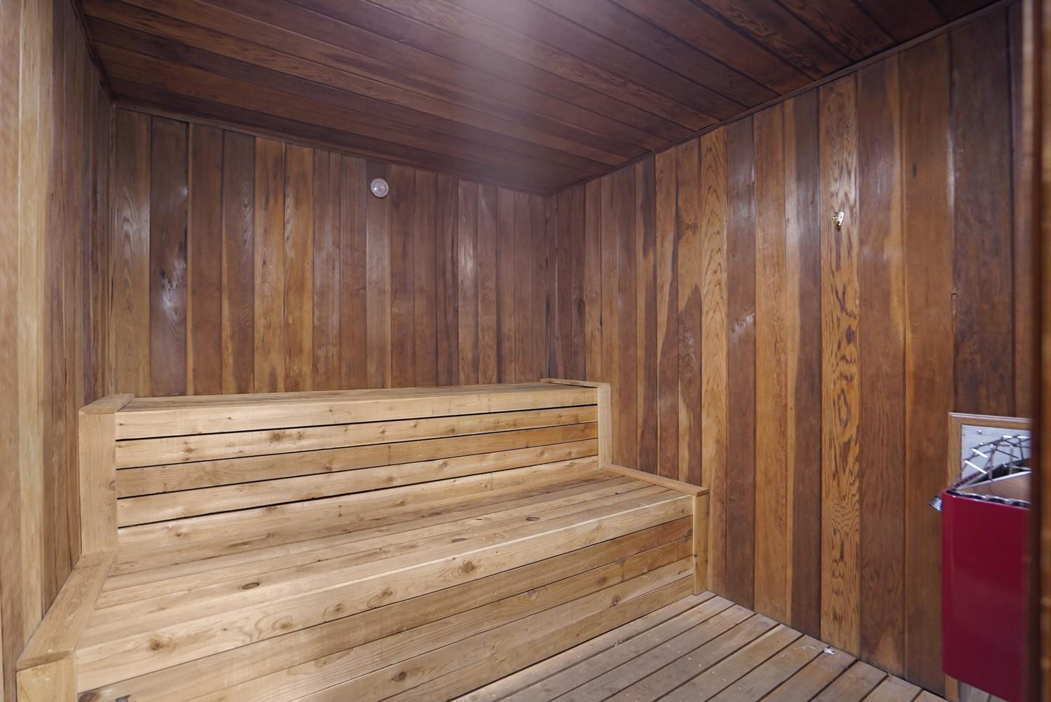 3055 Lakeshore Drive Property Photo 54