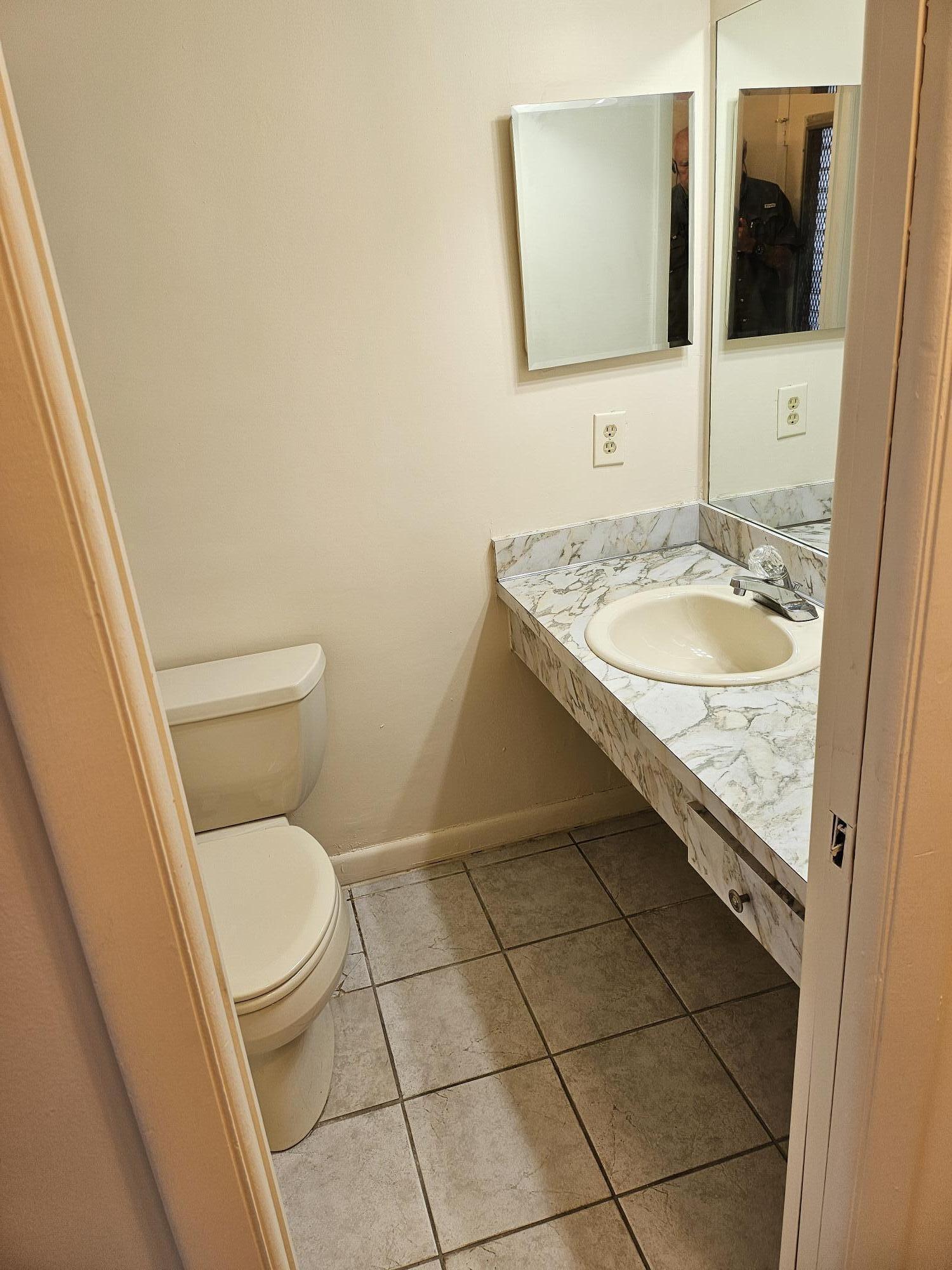 2900 Nw 46th Avenue 105 Property Photo 4