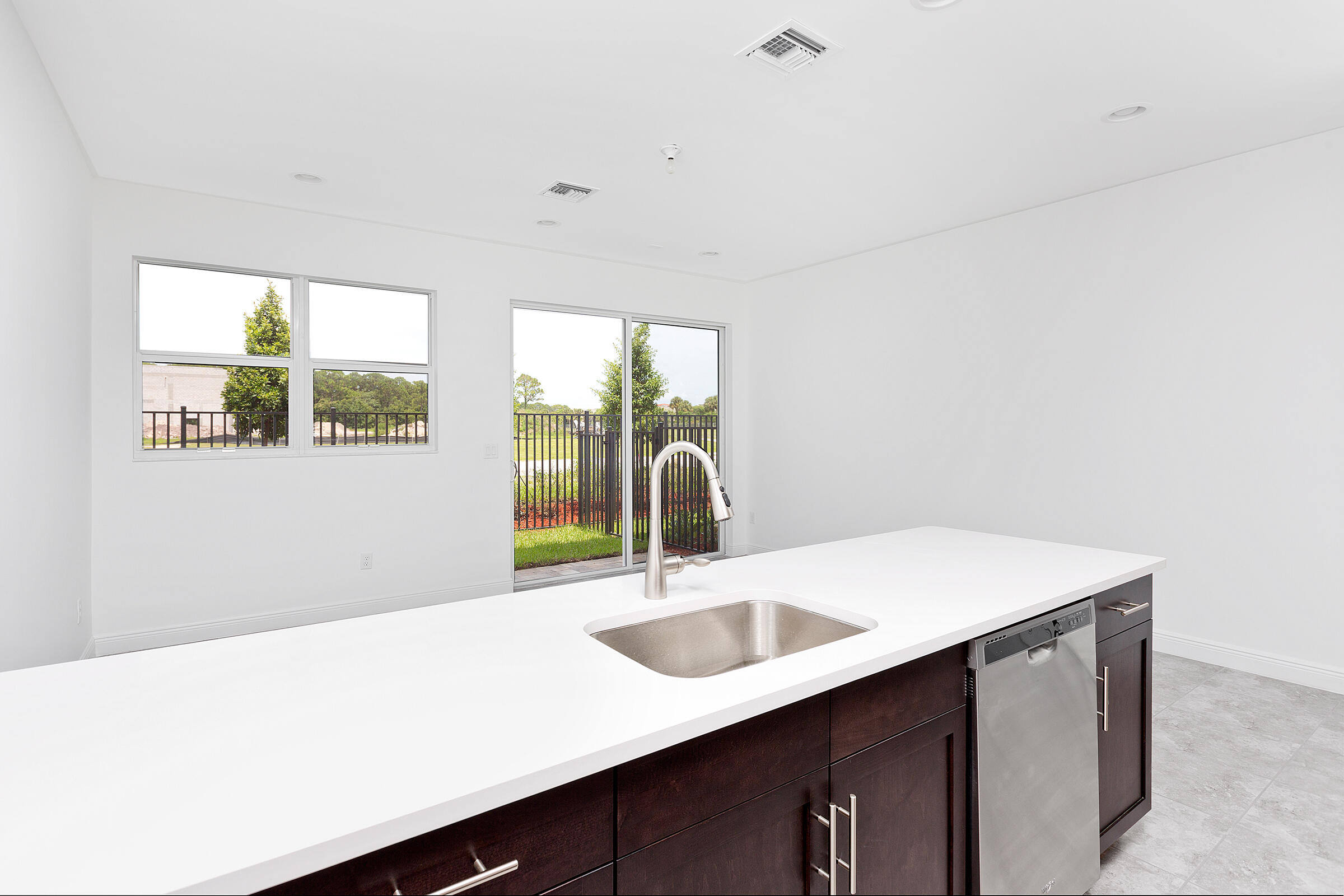 6954 Pines Circle 51 Property Photo 11