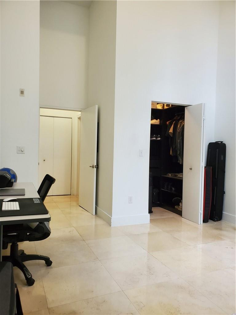 2775 Ne 187th Street 121 Property Photo 15