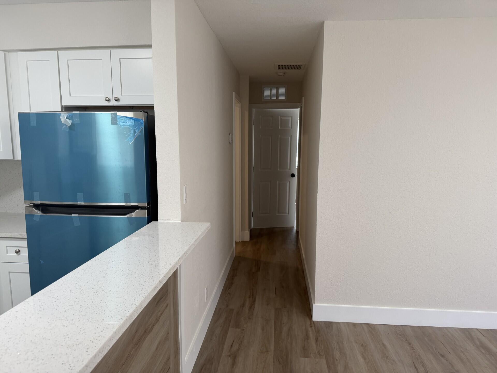 2723 Griffin Road 1-3 Property Photo 2