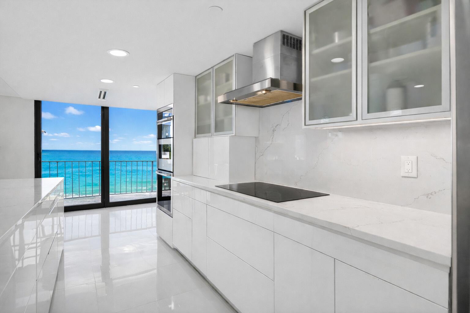 3400 S Ocean Boulevard 4c I Property Photo 9