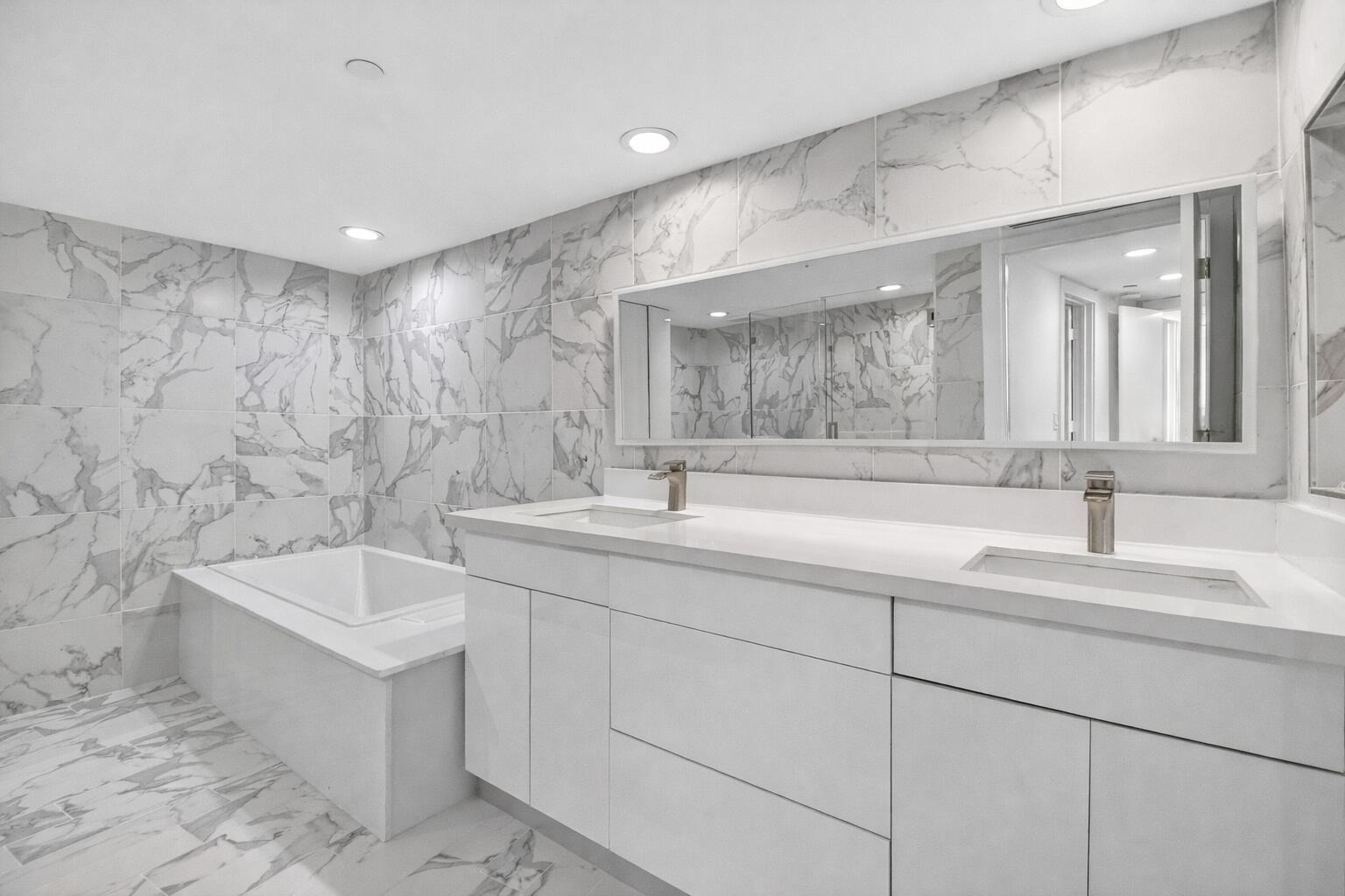 3400 S Ocean Boulevard 4c I Property Photo 13