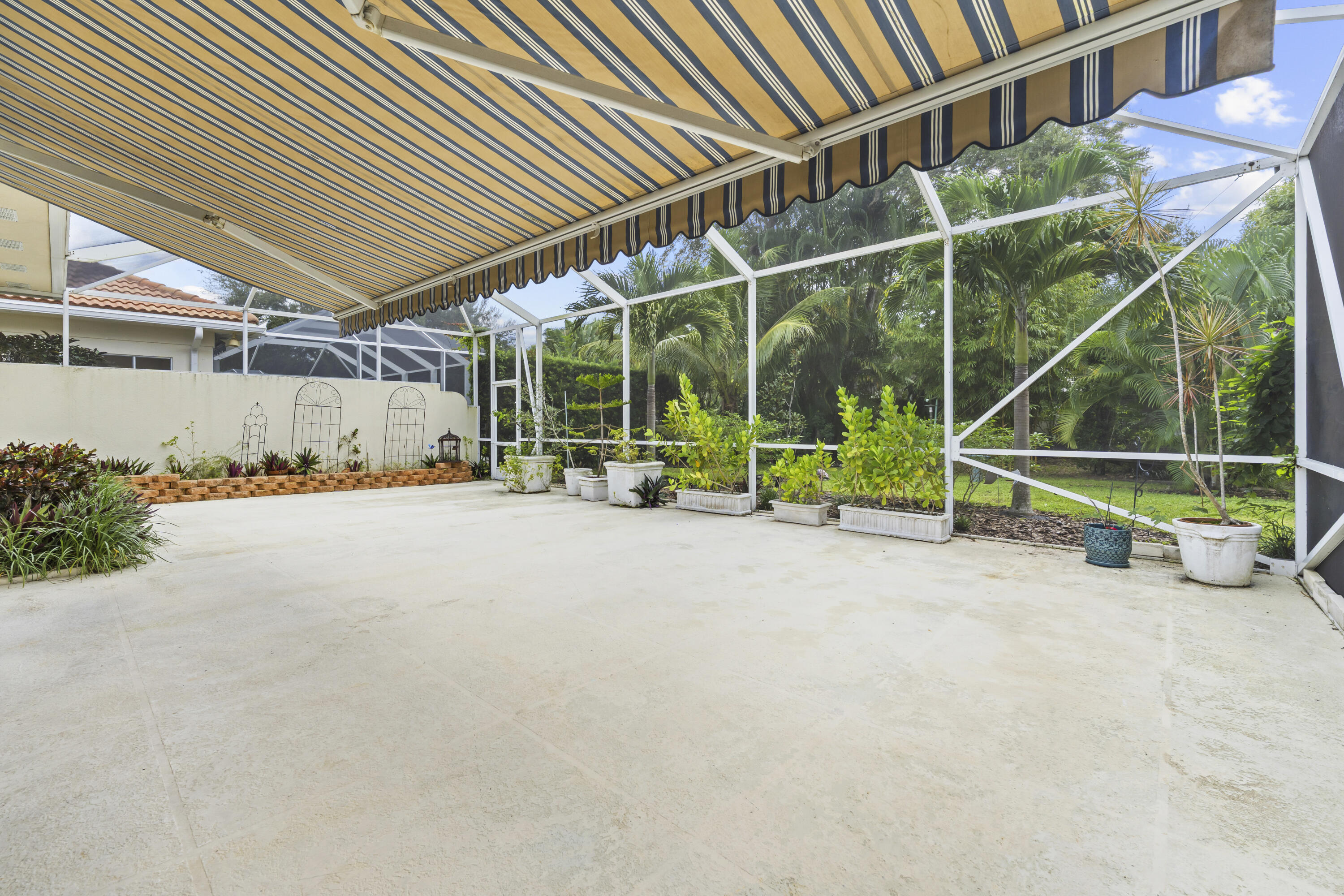 309 Kelsey Park Circle Property Photo 38