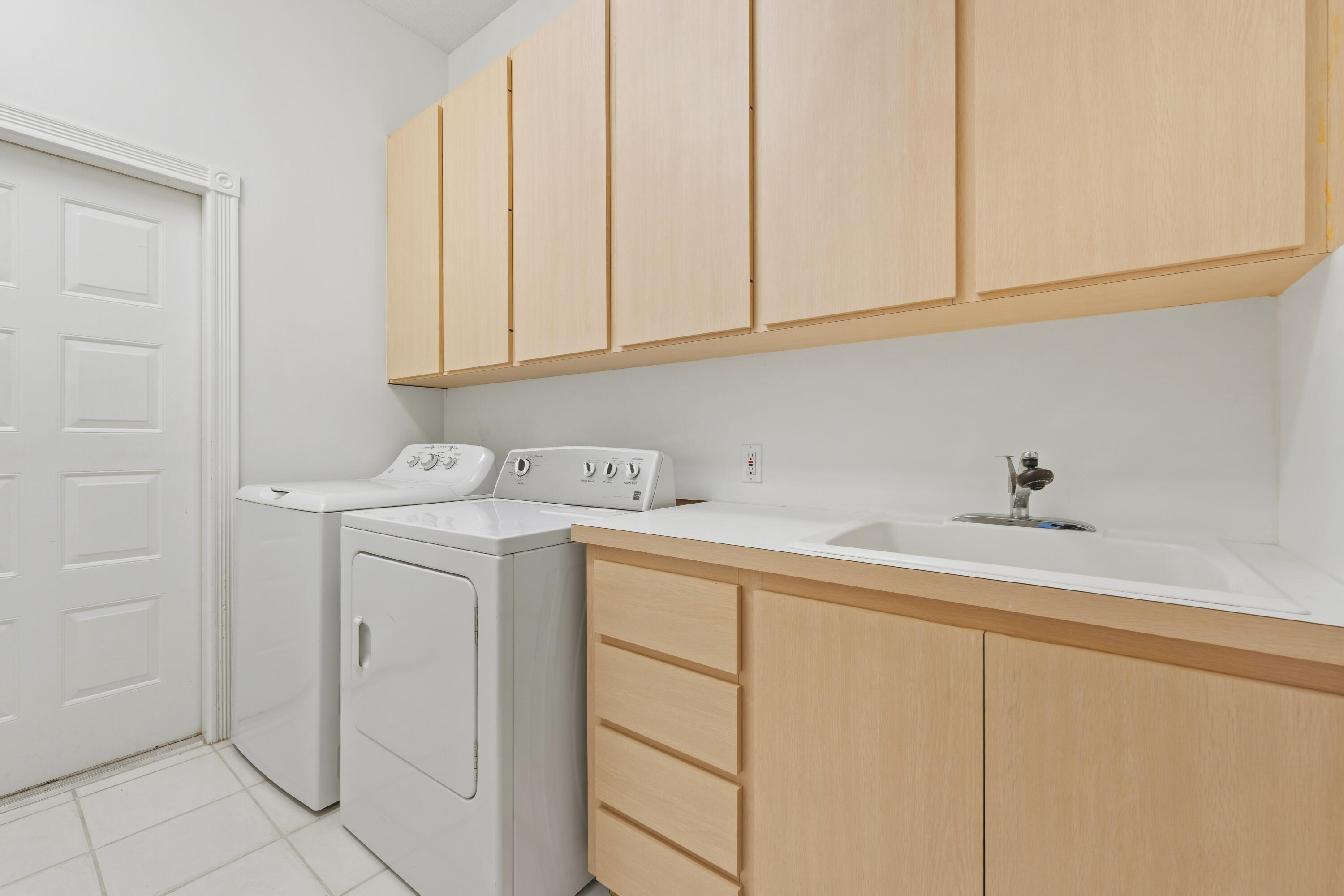 309 Kelsey Park Circle Property Photo 45