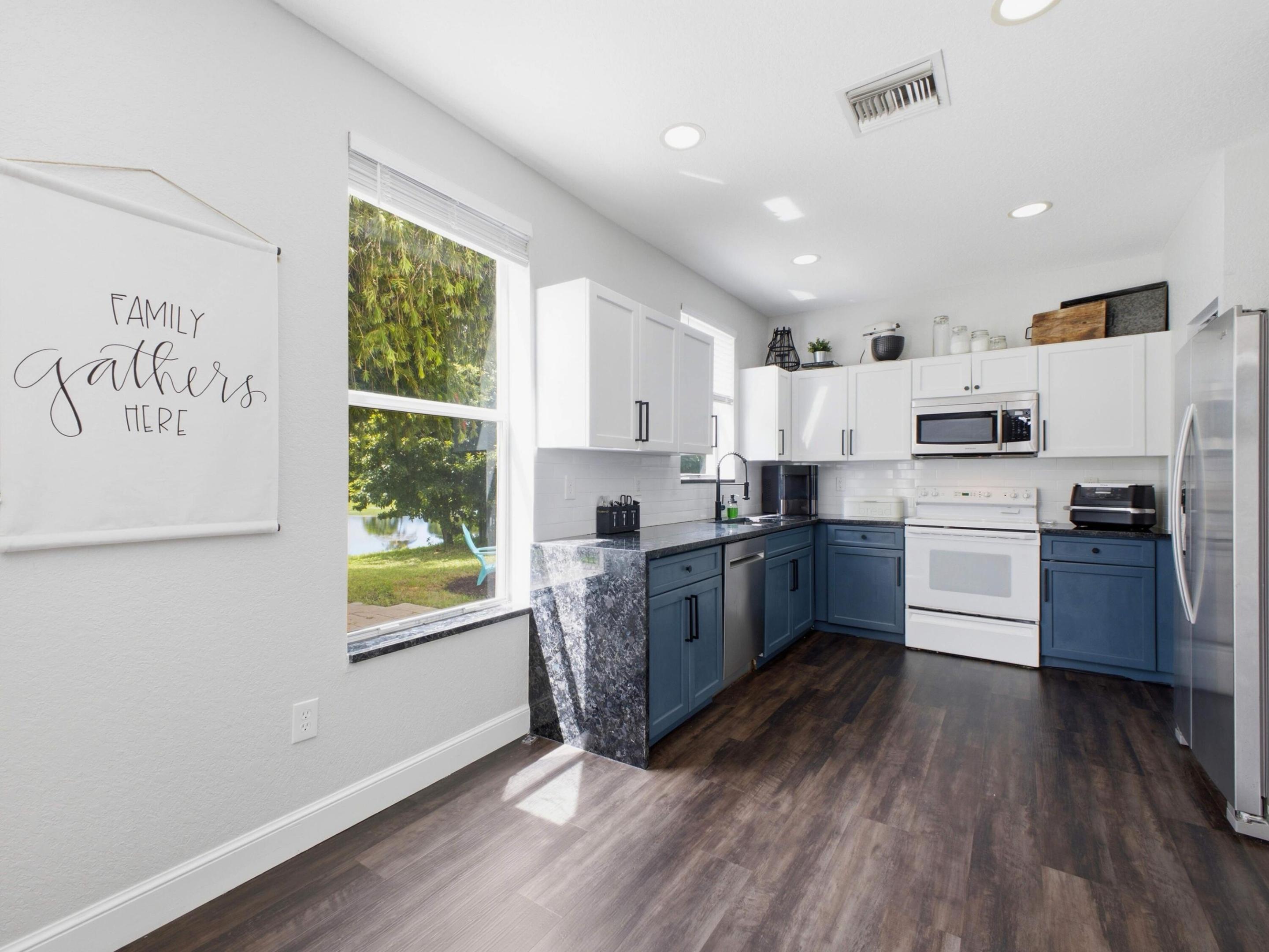 5676 Azalea Circle Property Photo 10