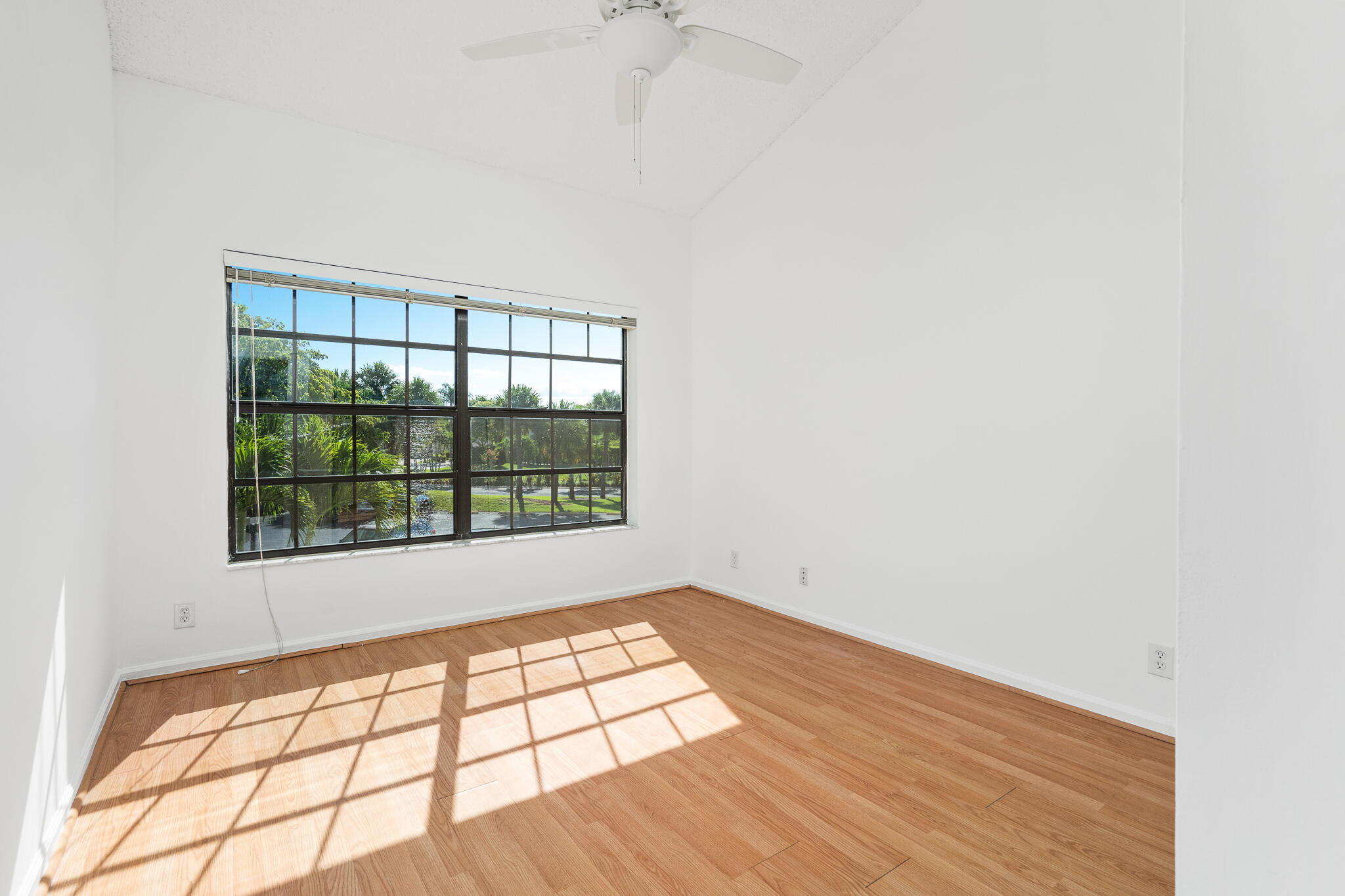 8049 Aberdeen Drive 202 Property Photo 21