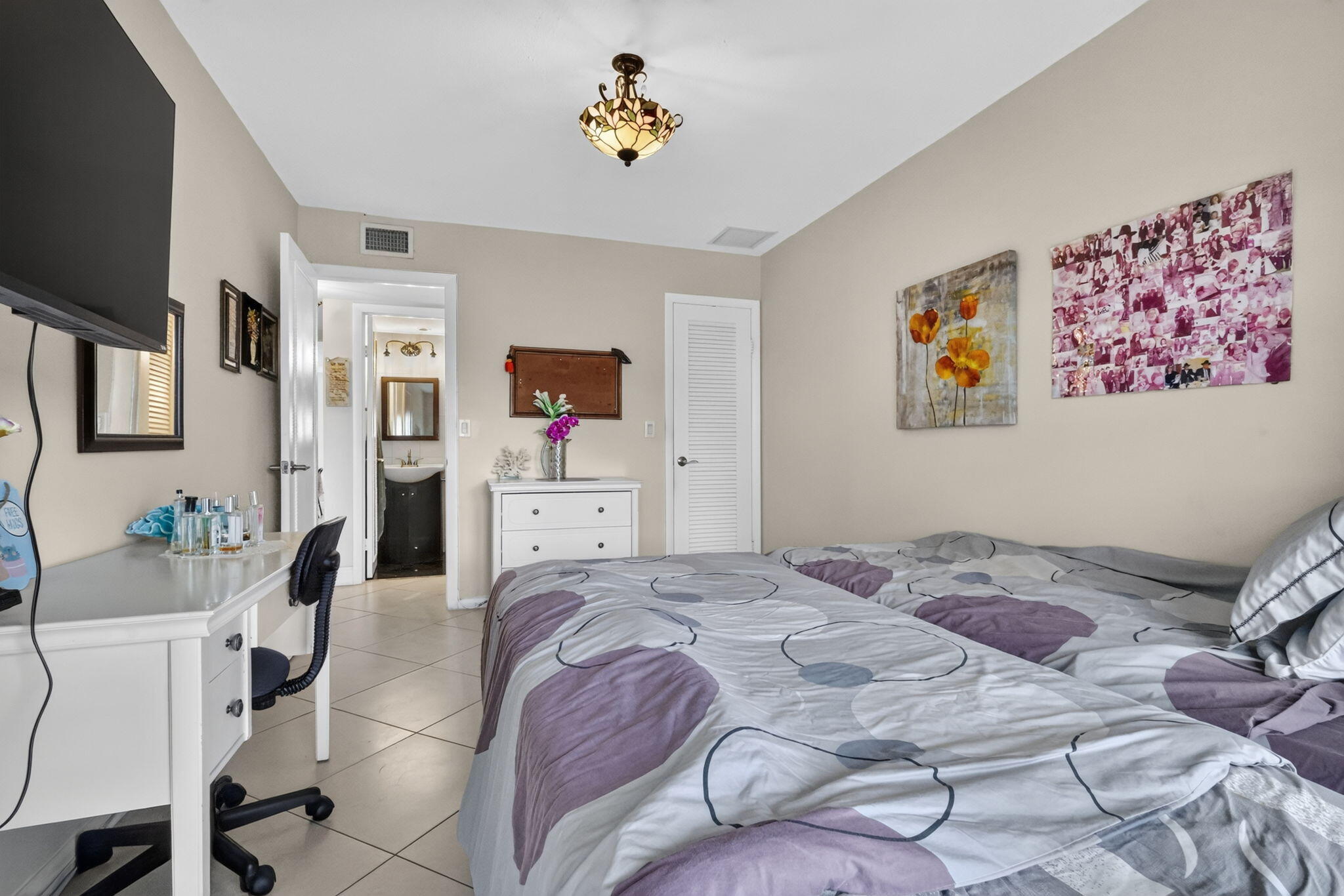 181 Coventry H Property Photo 12