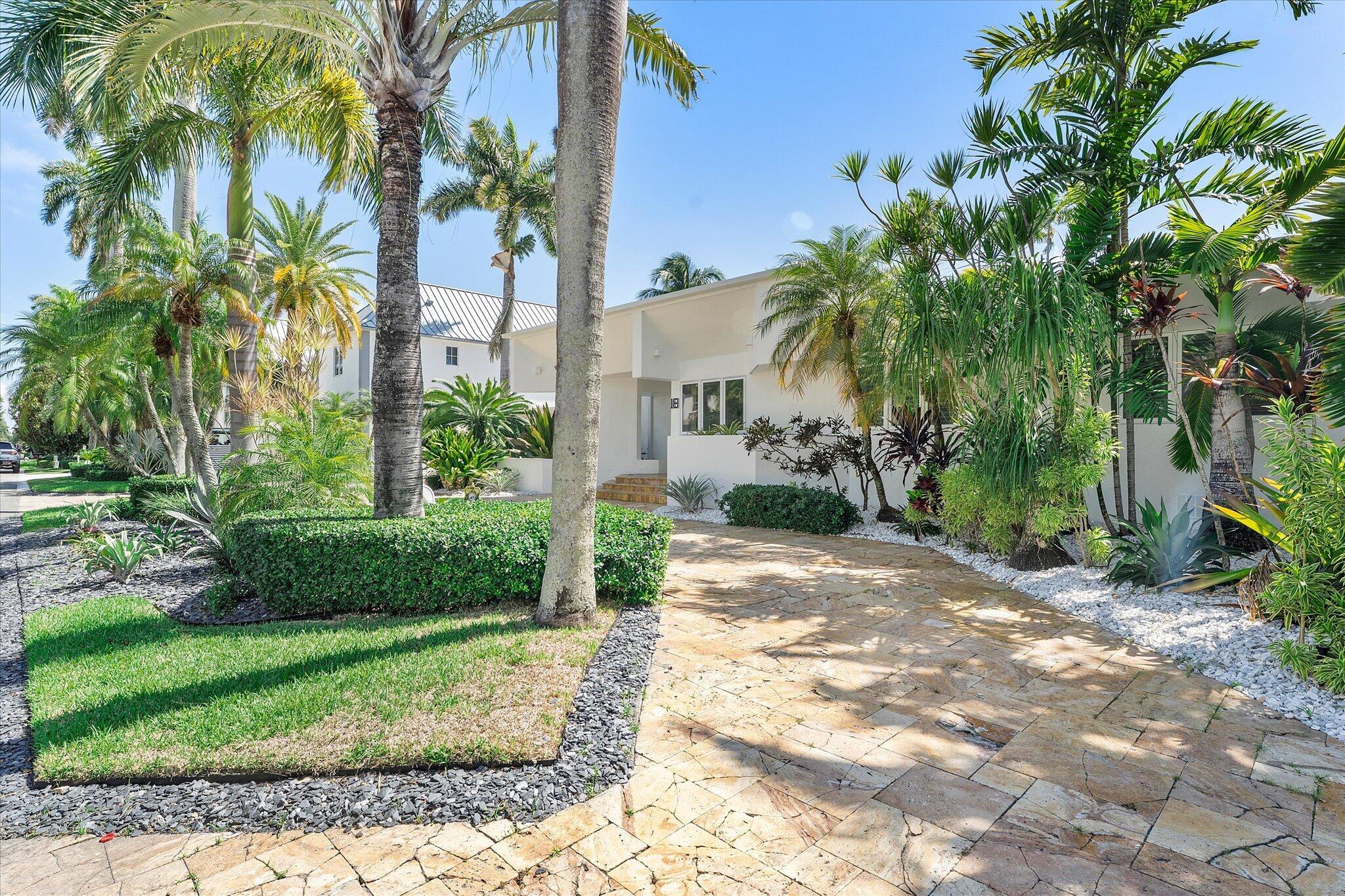 18 Nurmi Drive Property Photo 2