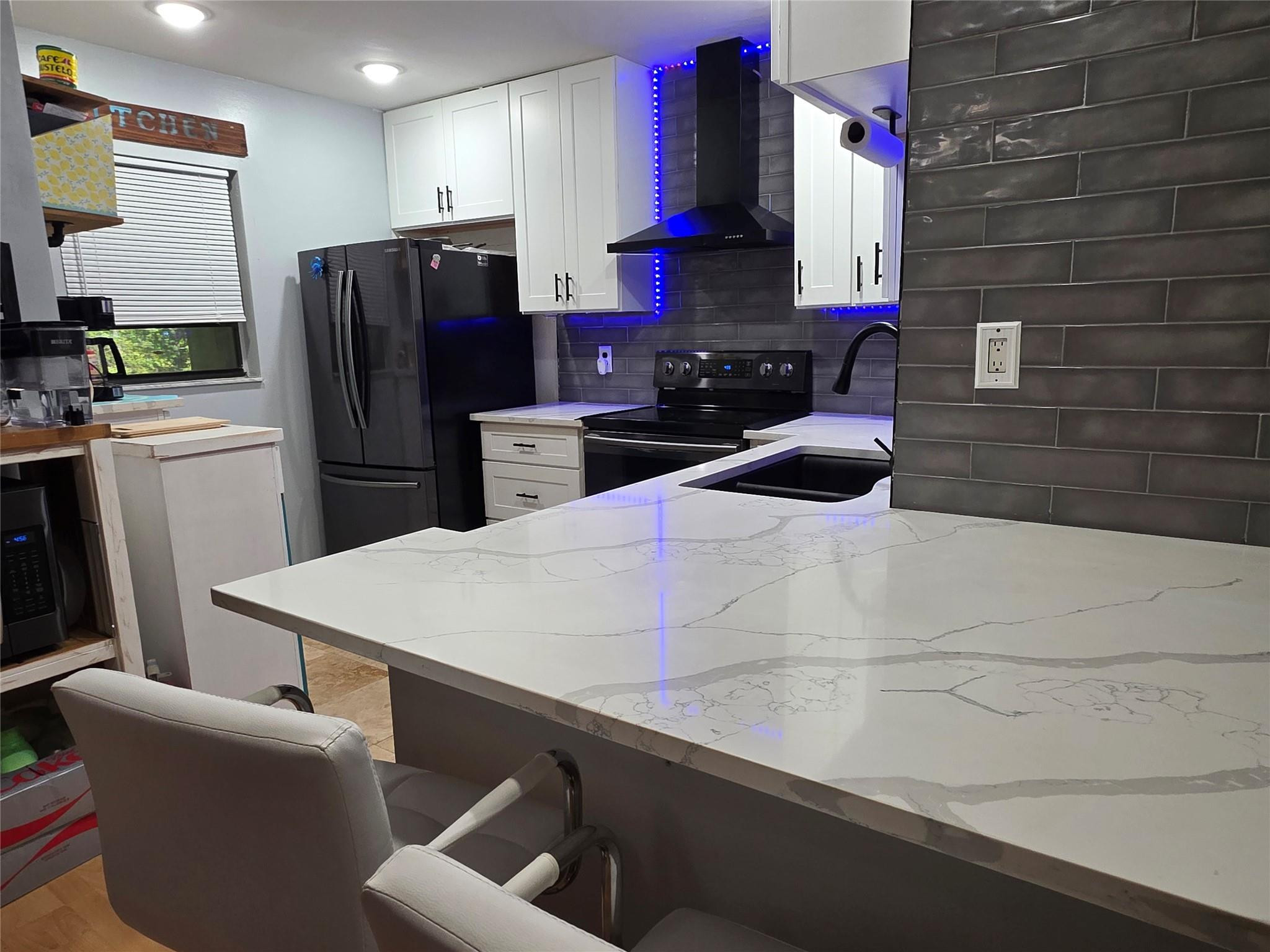 605 Nw 47th Street Property Photo 7