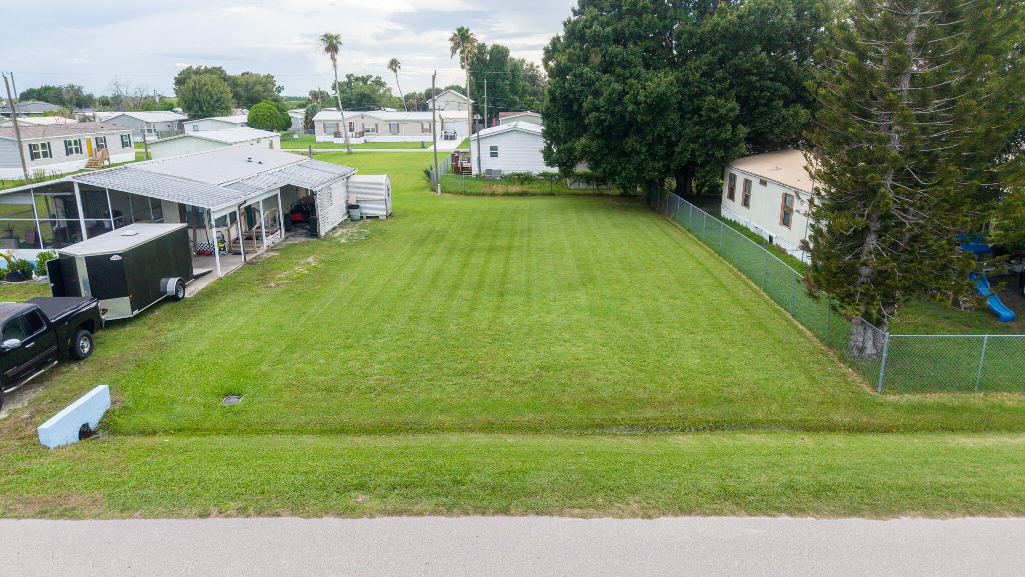 1222 E Chobee Street Property Photo 4