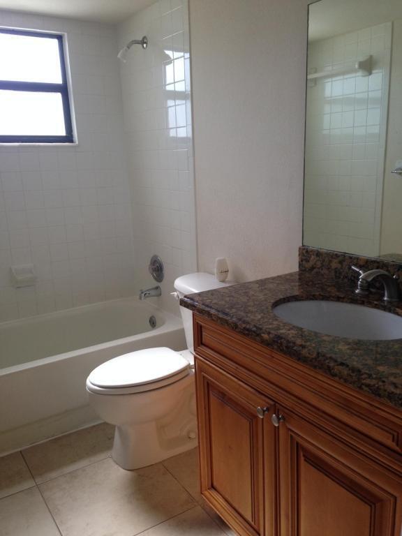 1680 Windorah Way E Property Photo 12