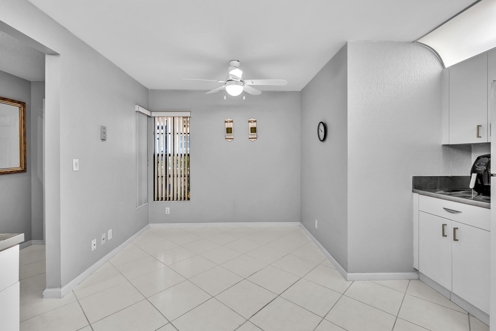 9632 Sills Drive E 102 Property Photo 12