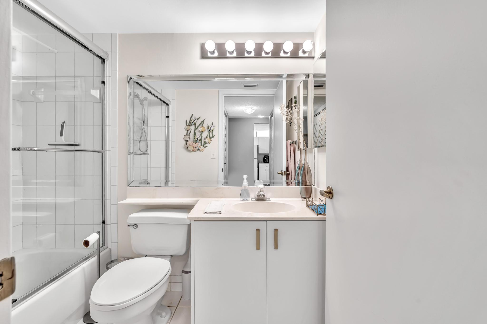 9632 Sills Drive E 102 Property Photo 16