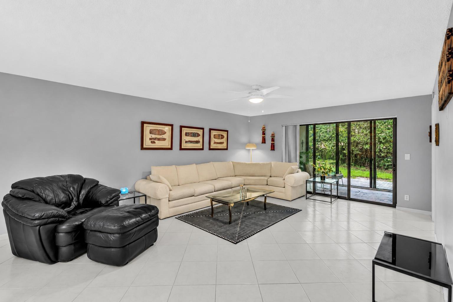 9632 Sills Drive E 102 Property Photo 24