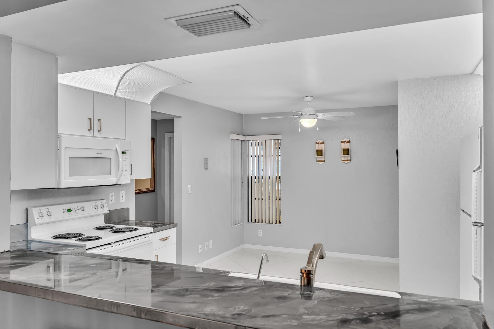 9632 Sills Drive E 102 Property Photo 37