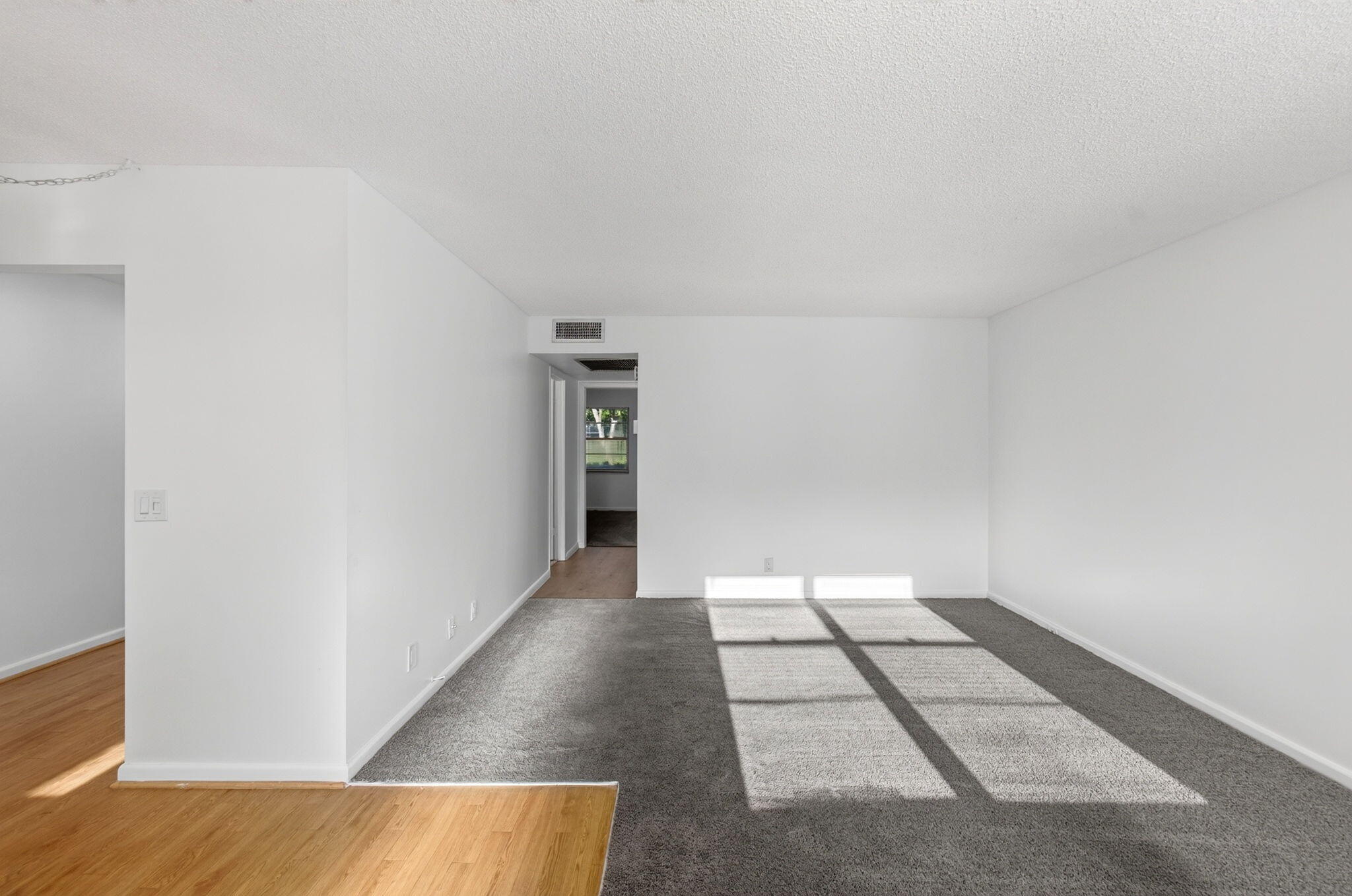 45 Dorset B Property Photo 4