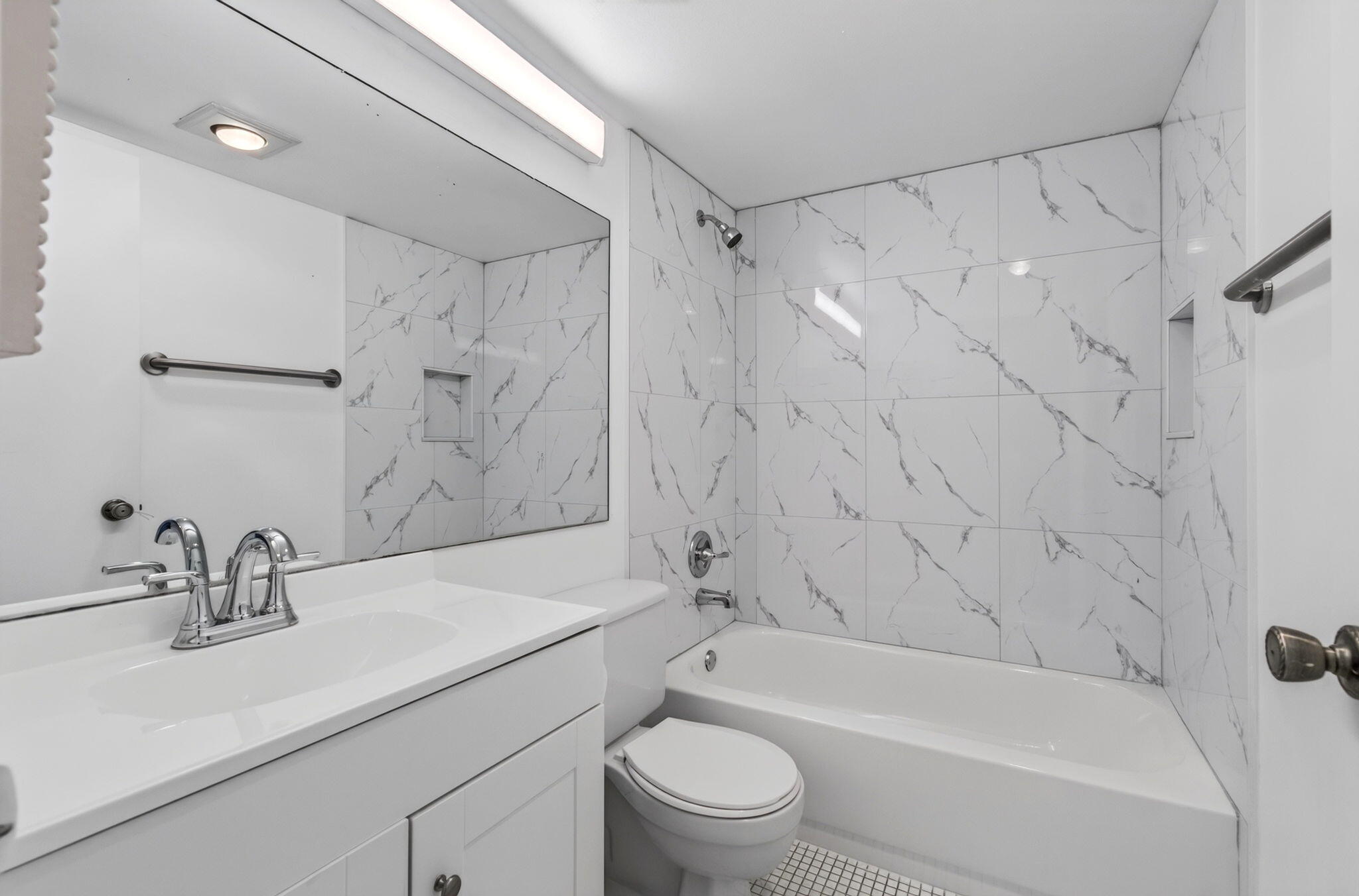 45 Dorset B Property Photo 28