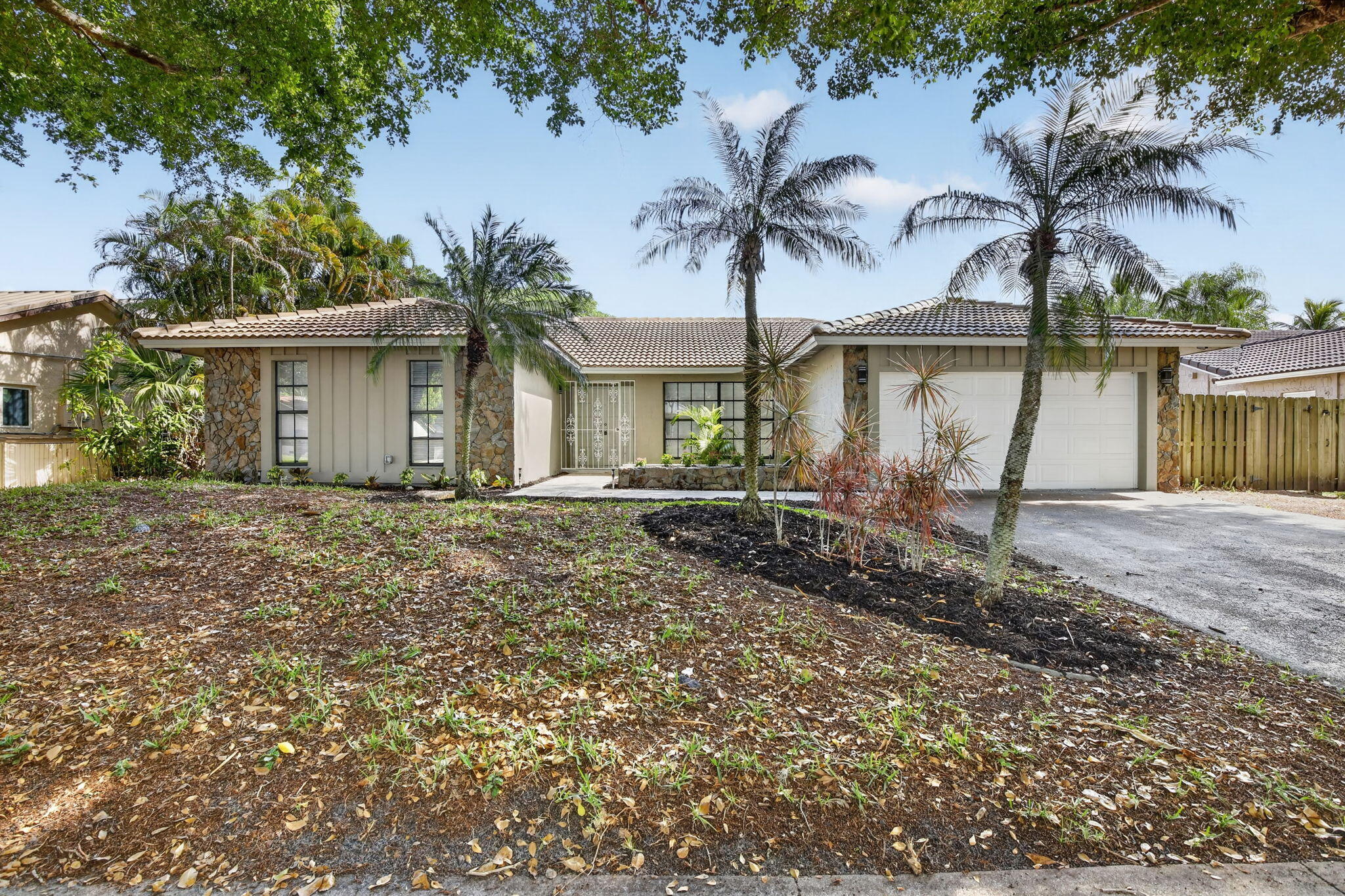 9820 NW 15TH Street