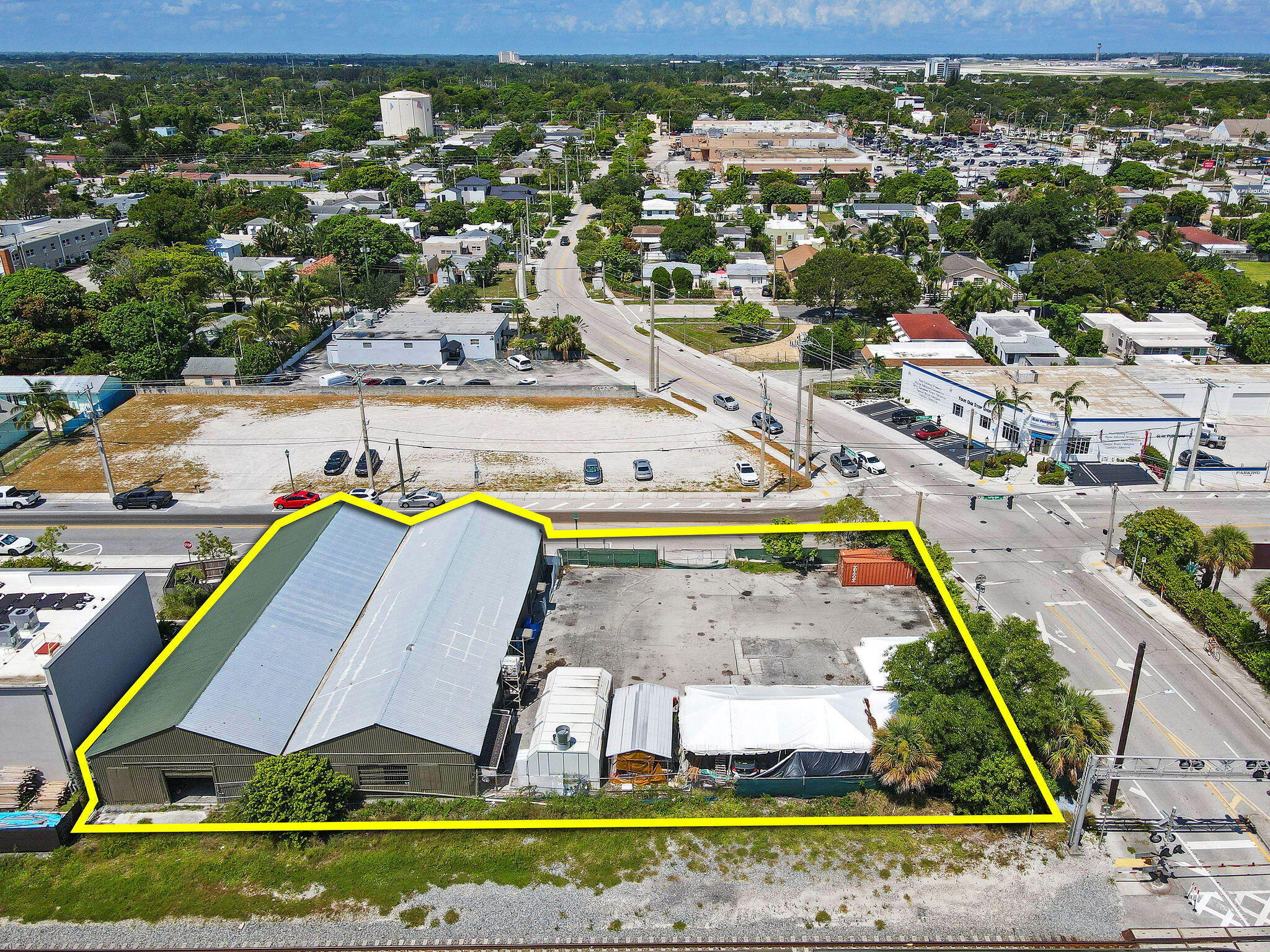 4200 Georgia Avenue Property Photo 1