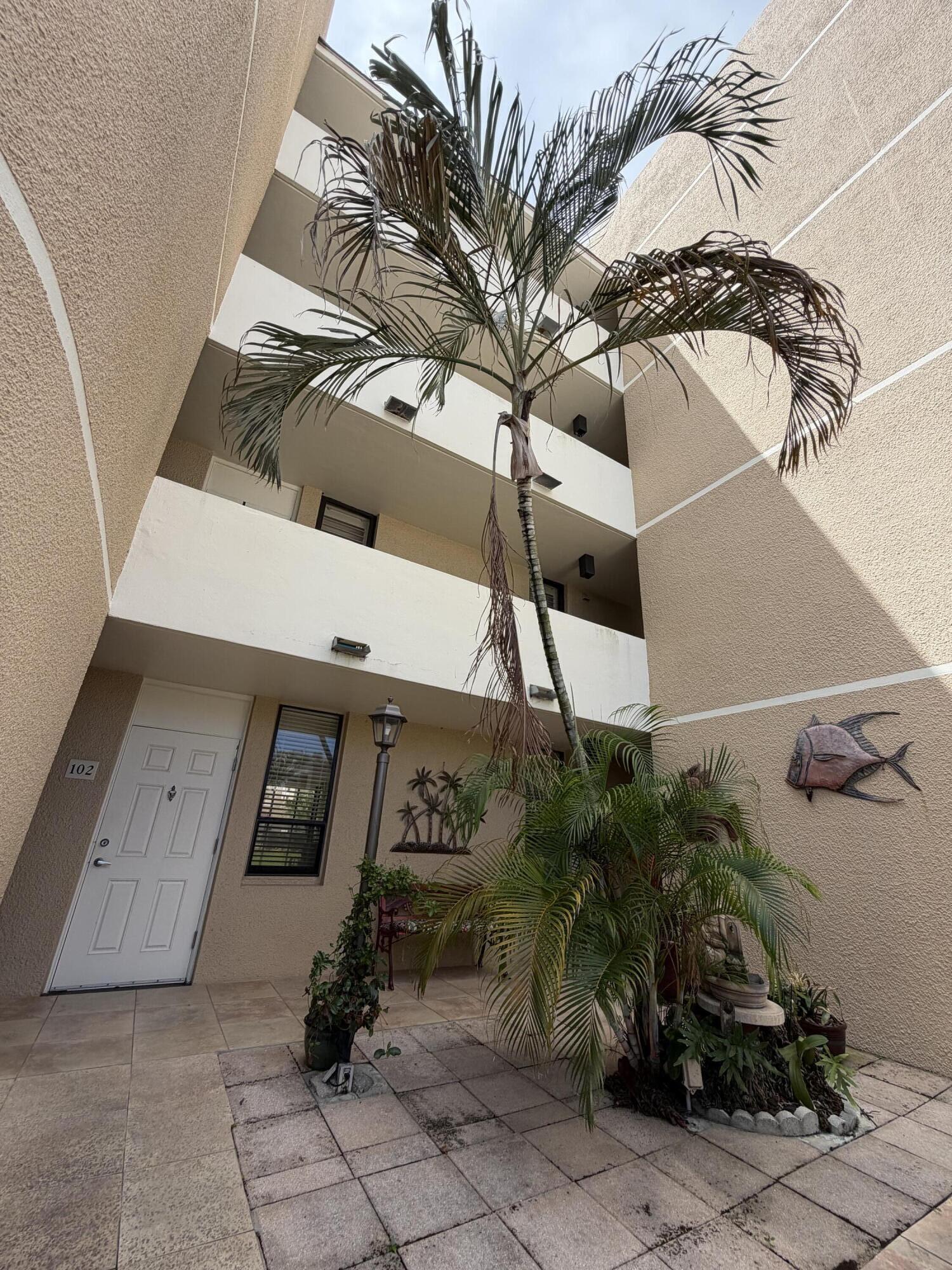 3452 Ne Causeway Boulevard 102 Property Photo 6