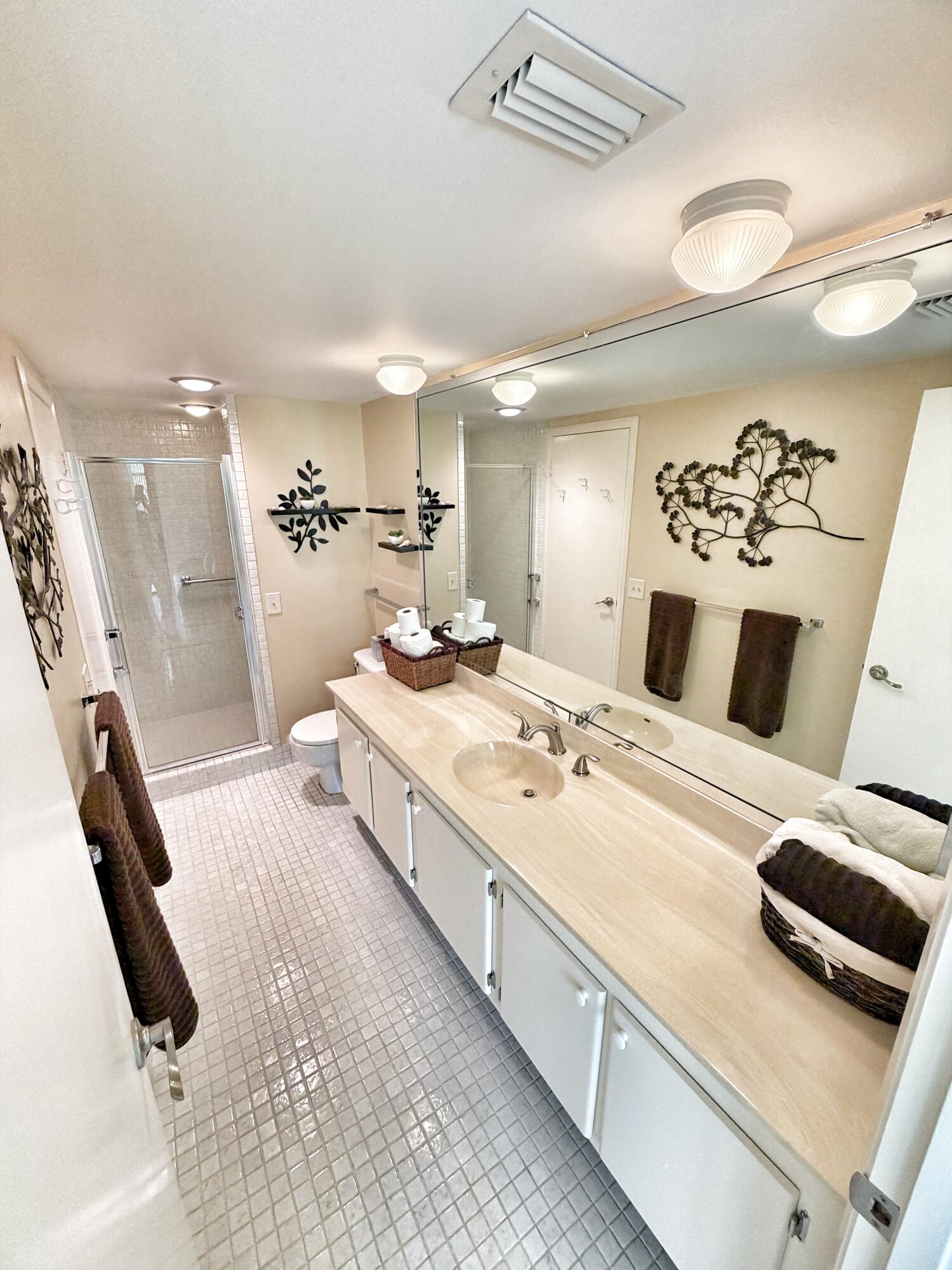 3452 Ne Causeway Boulevard 102 Property Photo 12