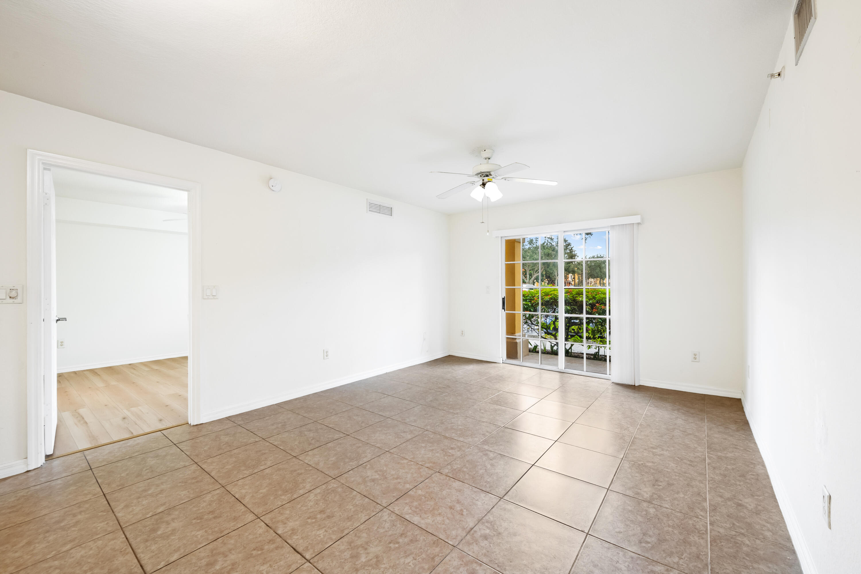 6777 Heritage Grande 1105 Property Photo 8