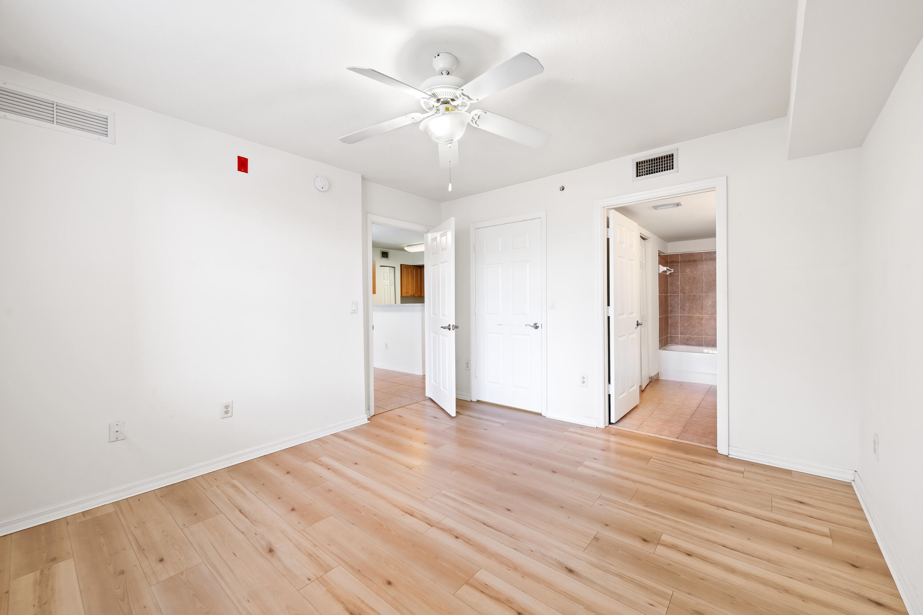 6777 Heritage Grande 1105 Property Photo 9
