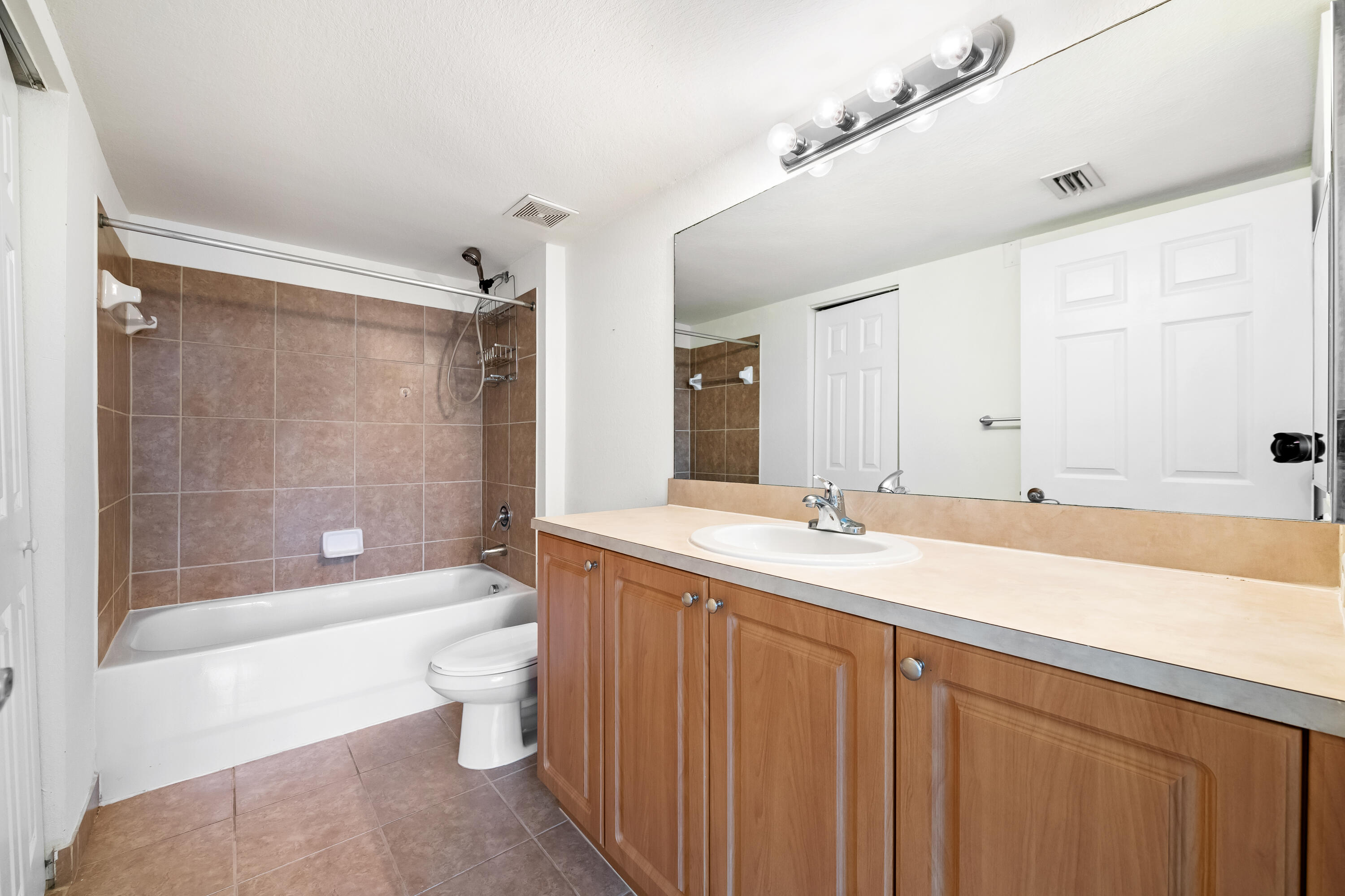 6777 Heritage Grande 1105 Property Photo 13