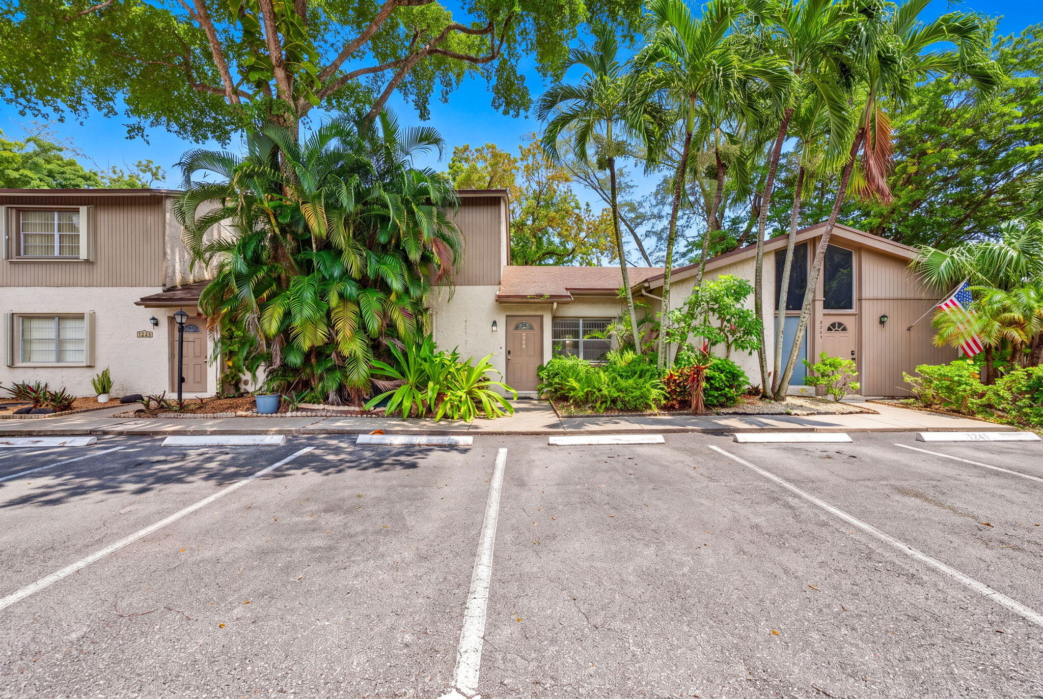 7243 W Sunrise Boulevard 7243k Property Photo 1