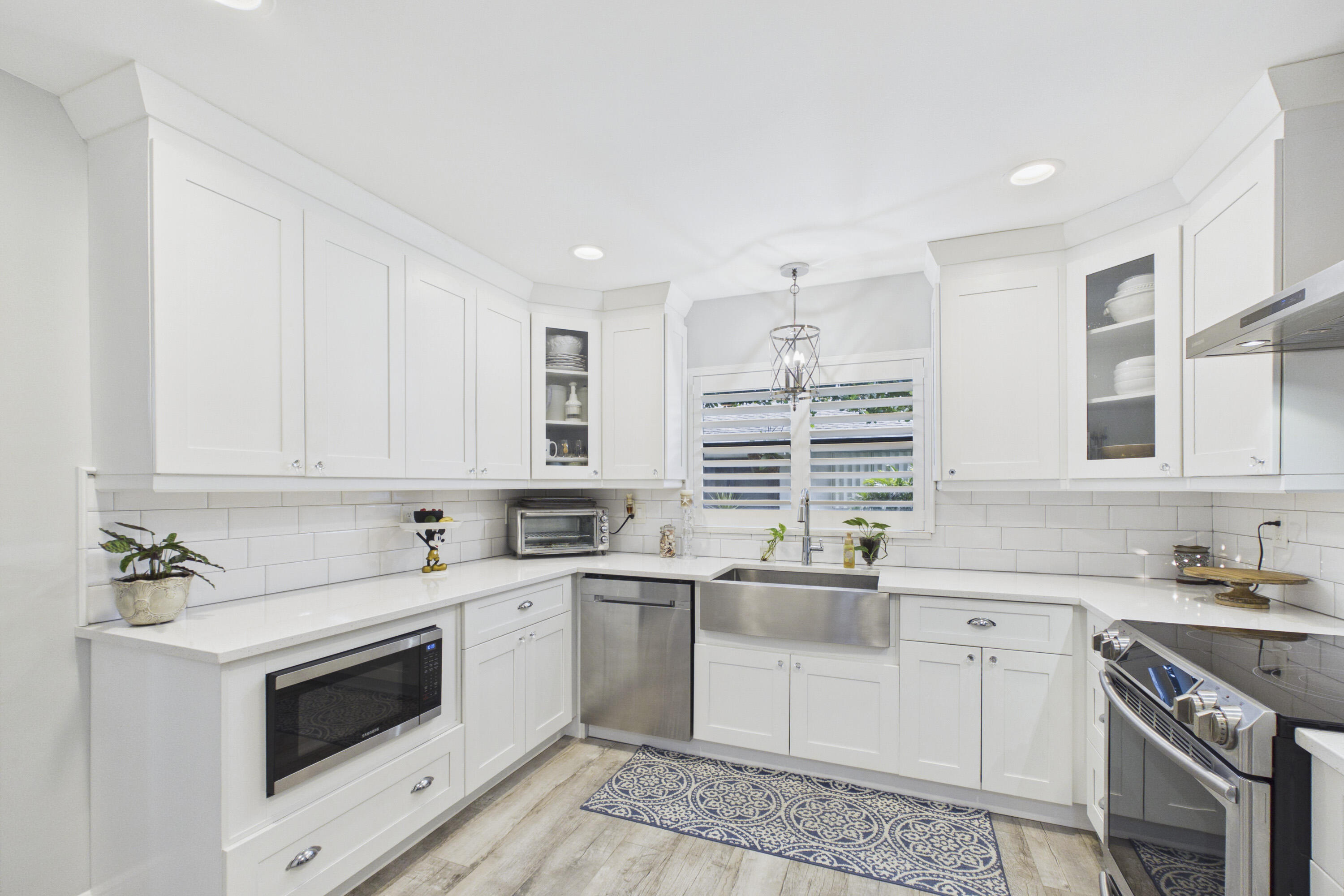 9990 Ligustrum Tree Way A Property Photo 2
