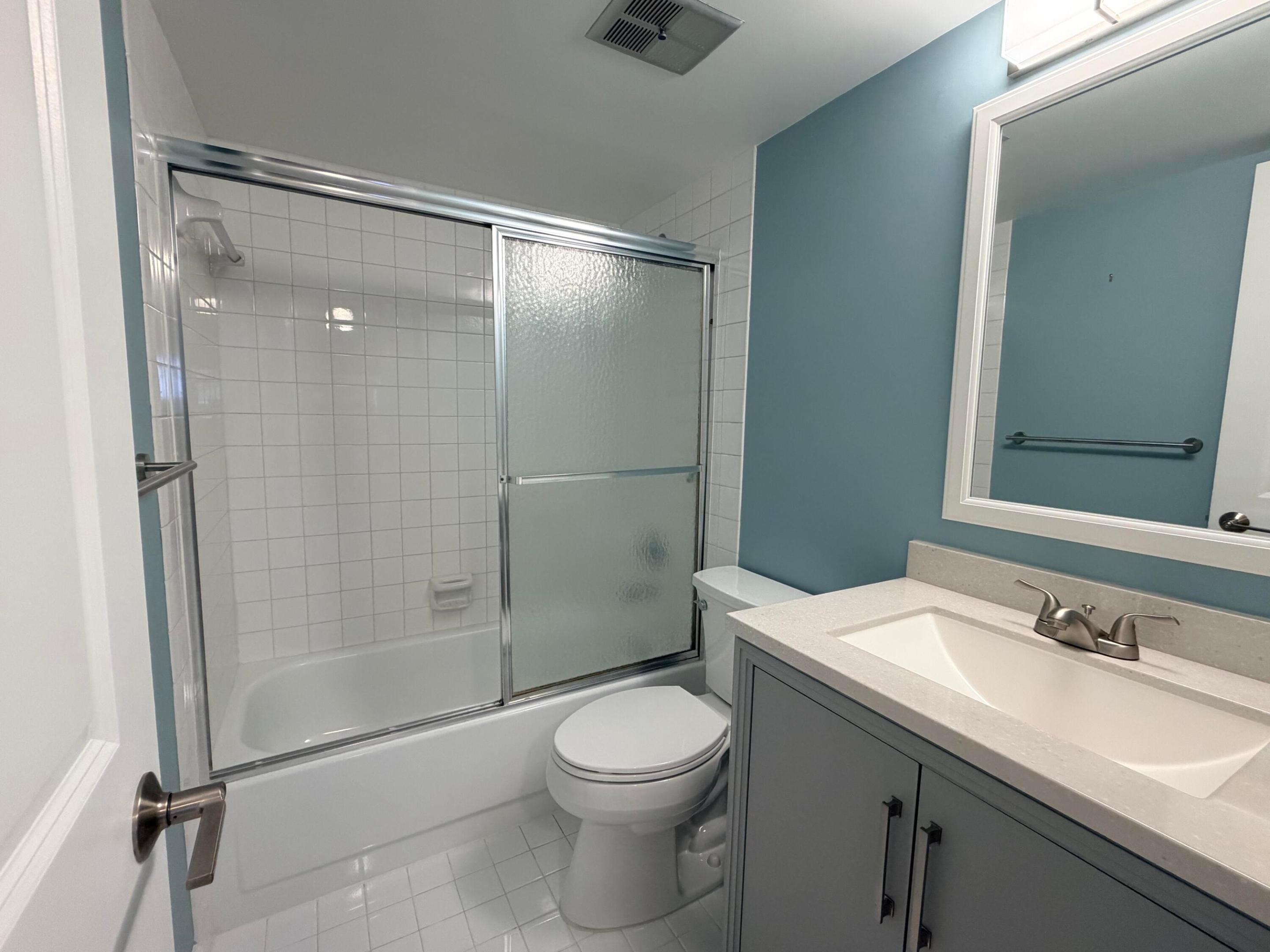 7625 Nw 79th Avenue Unit 107 Property Photo 16