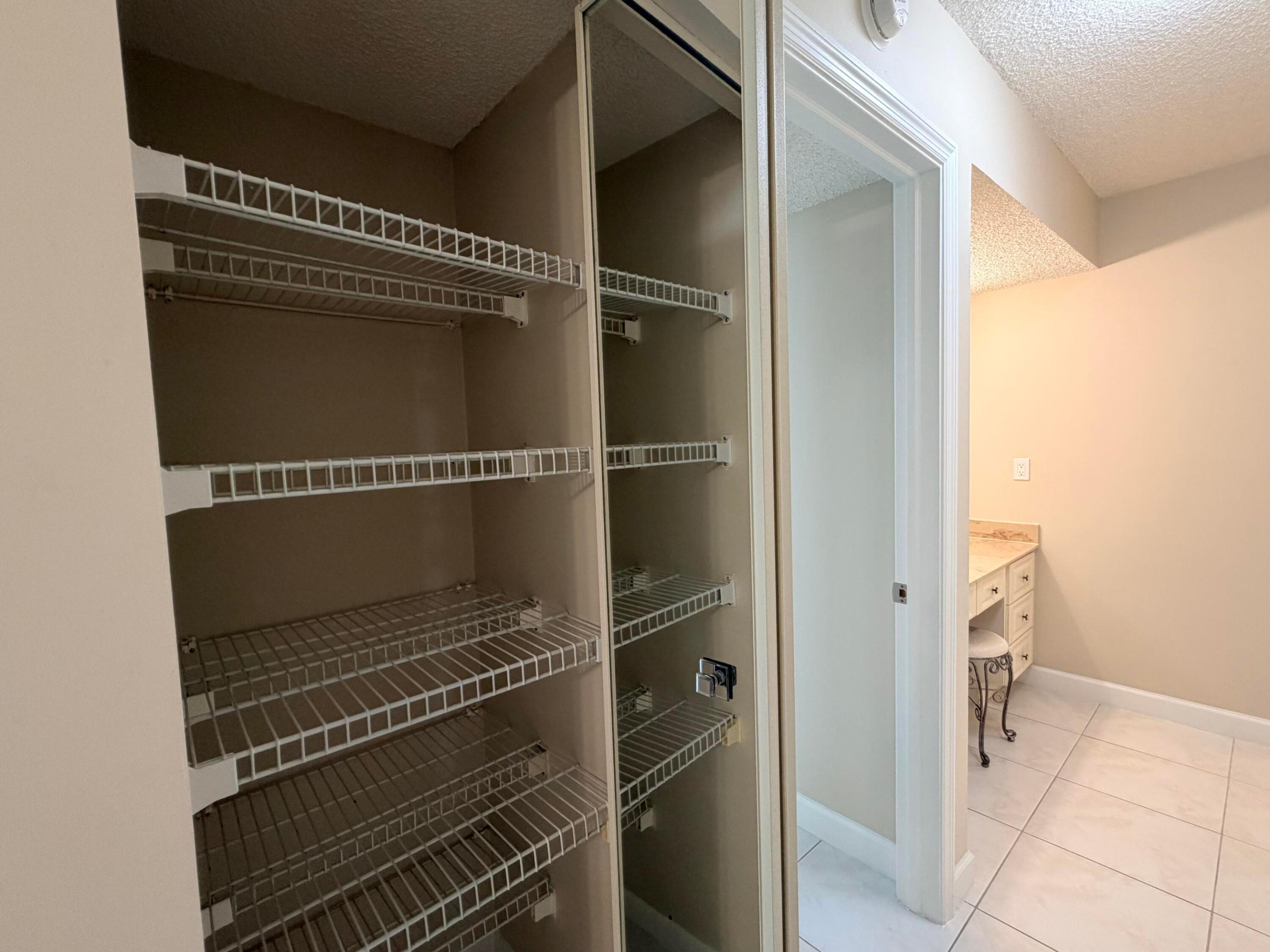 7625 Nw 79th Avenue Unit 107 Property Photo 21