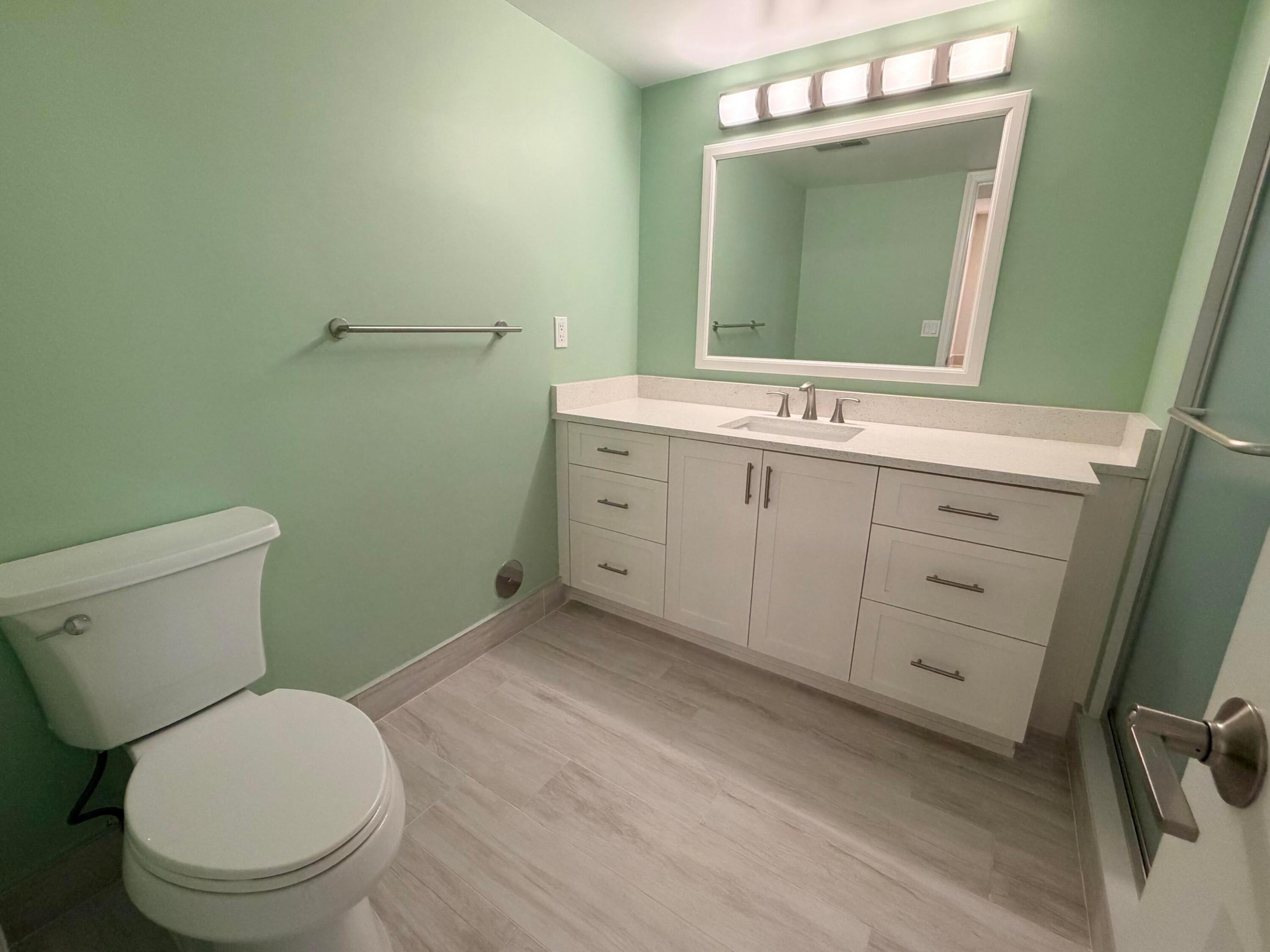 7625 Nw 79th Avenue Unit 107 Property Photo 22
