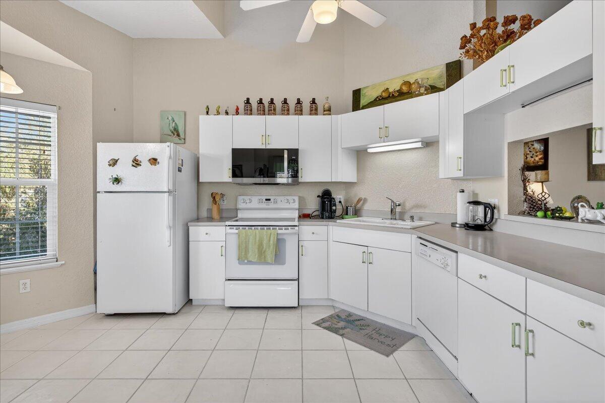 1810 Waterford Drive 6 Property Photo 8